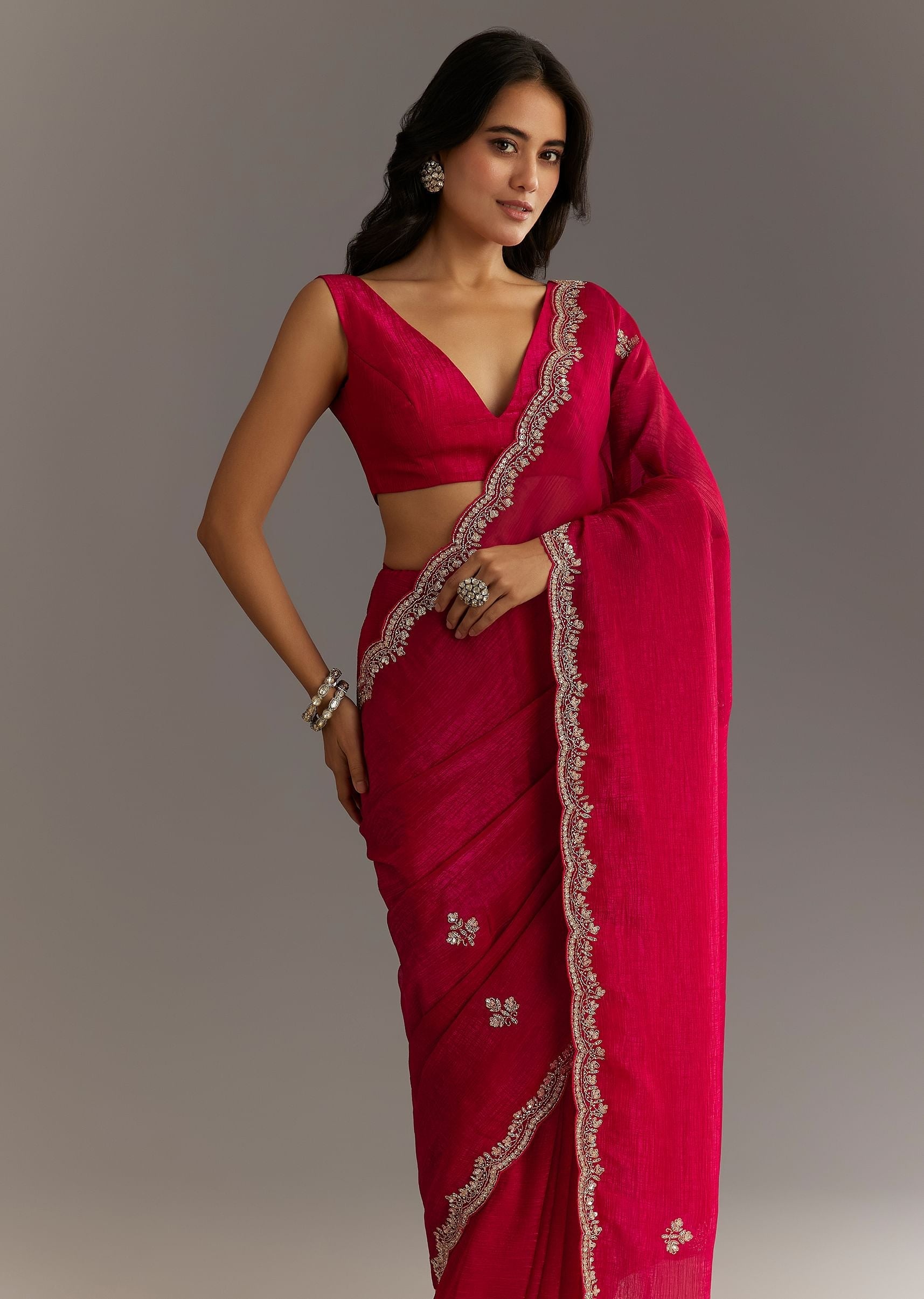 magenta-crushed-tissue-saree-with-cutdana-and-scallop-border-sg294669-2_64d49f7e-3142-4797-b5d3-7514f8f982cd.jpg