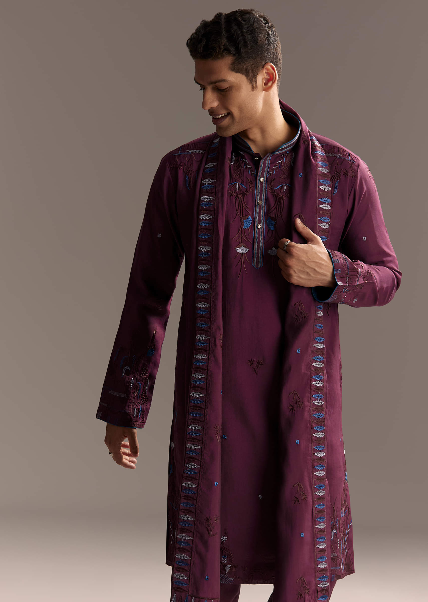 magenta_kurta_set_for_men_with_resham-sg321892-1-nosto_4.jpg