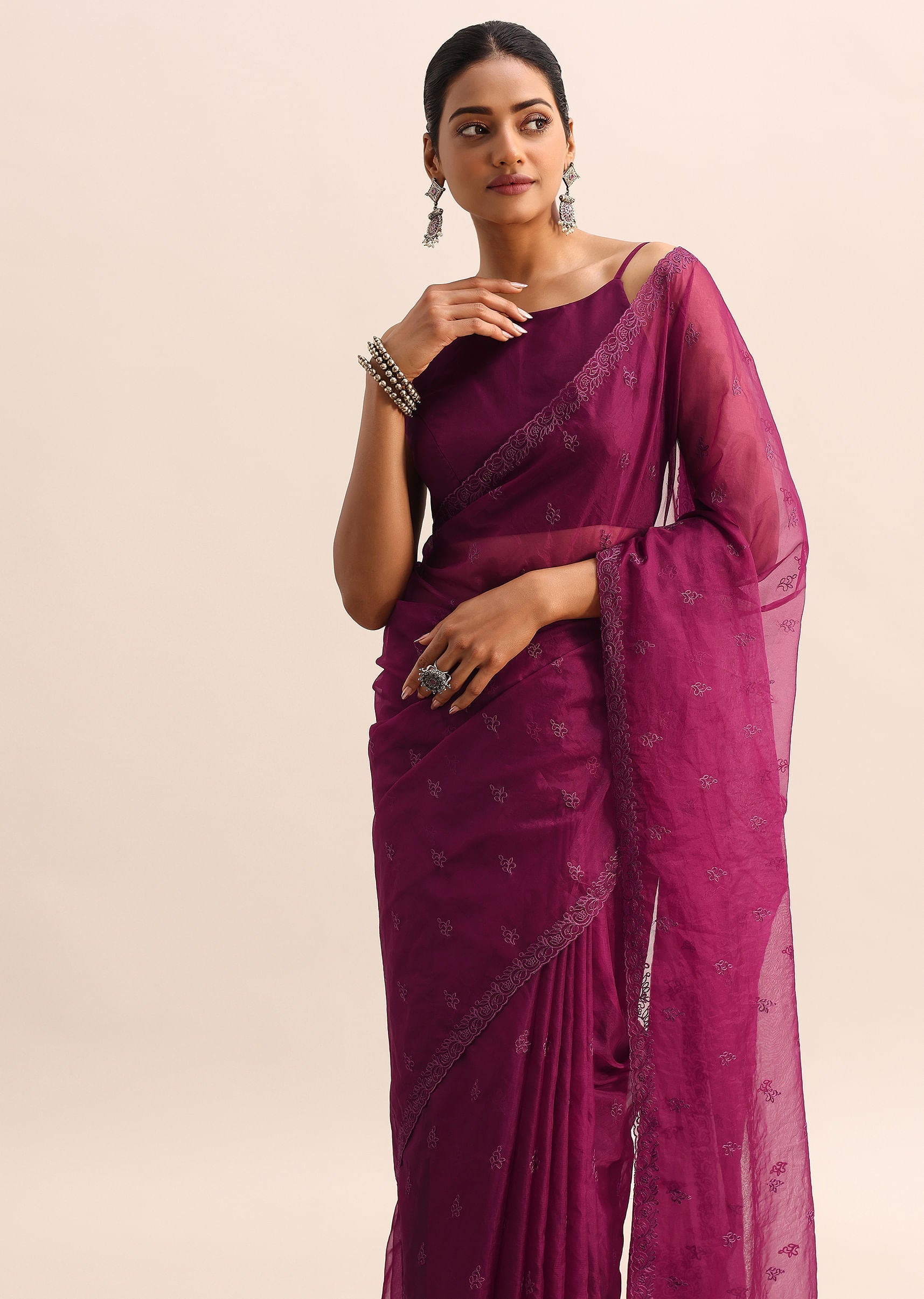 magenta_organza_saree_with_floral_resham_work_and_unstitched-sg227098_7_22adb0ec-208a-47cd-9b20-9f75b2546ff2.jpg