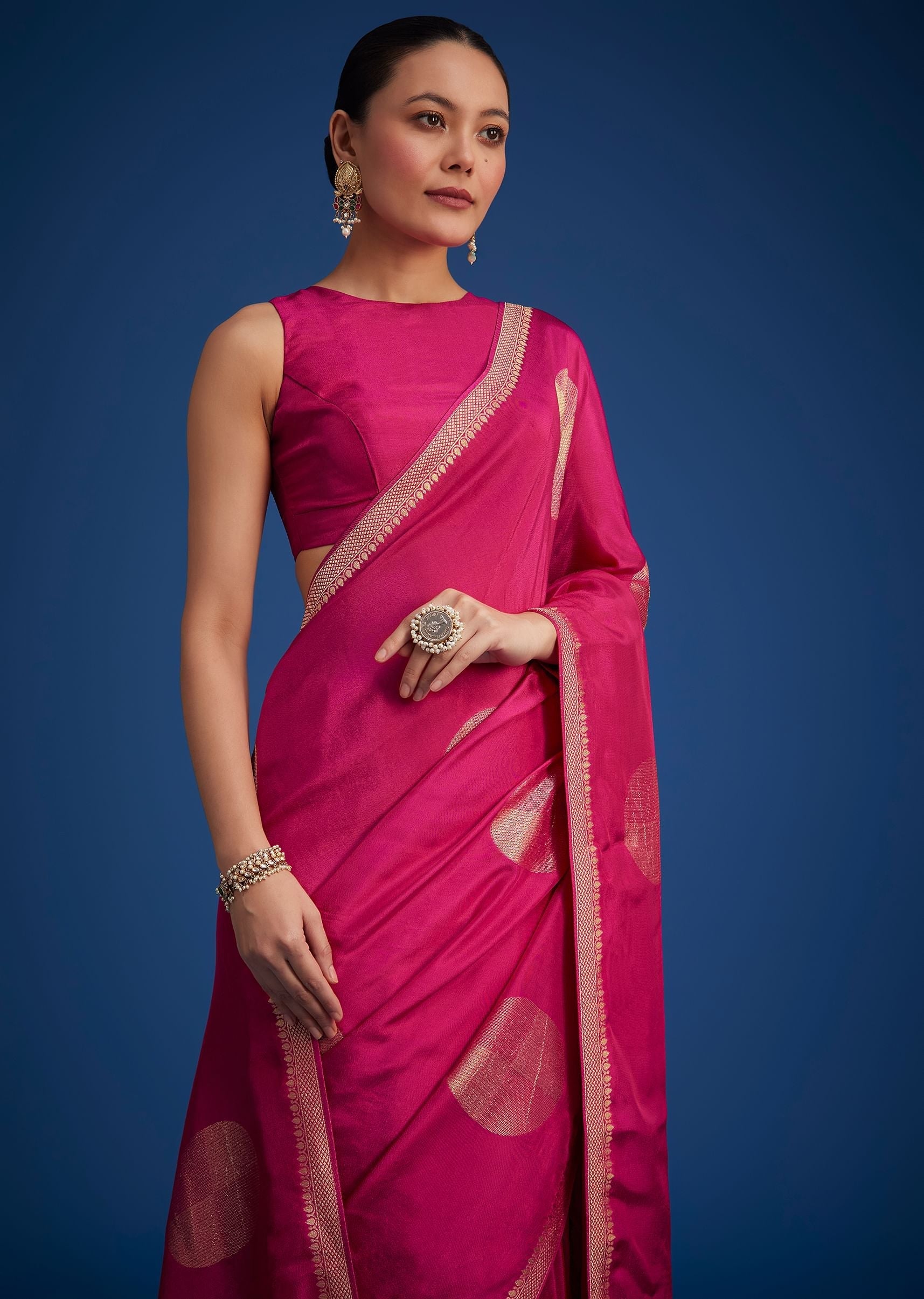 magenta_pink_dola_silk_saree_with_zari_work-sg276467_5_78725d9c-7065-4447-93e6-a9b10e2c758a.jpg