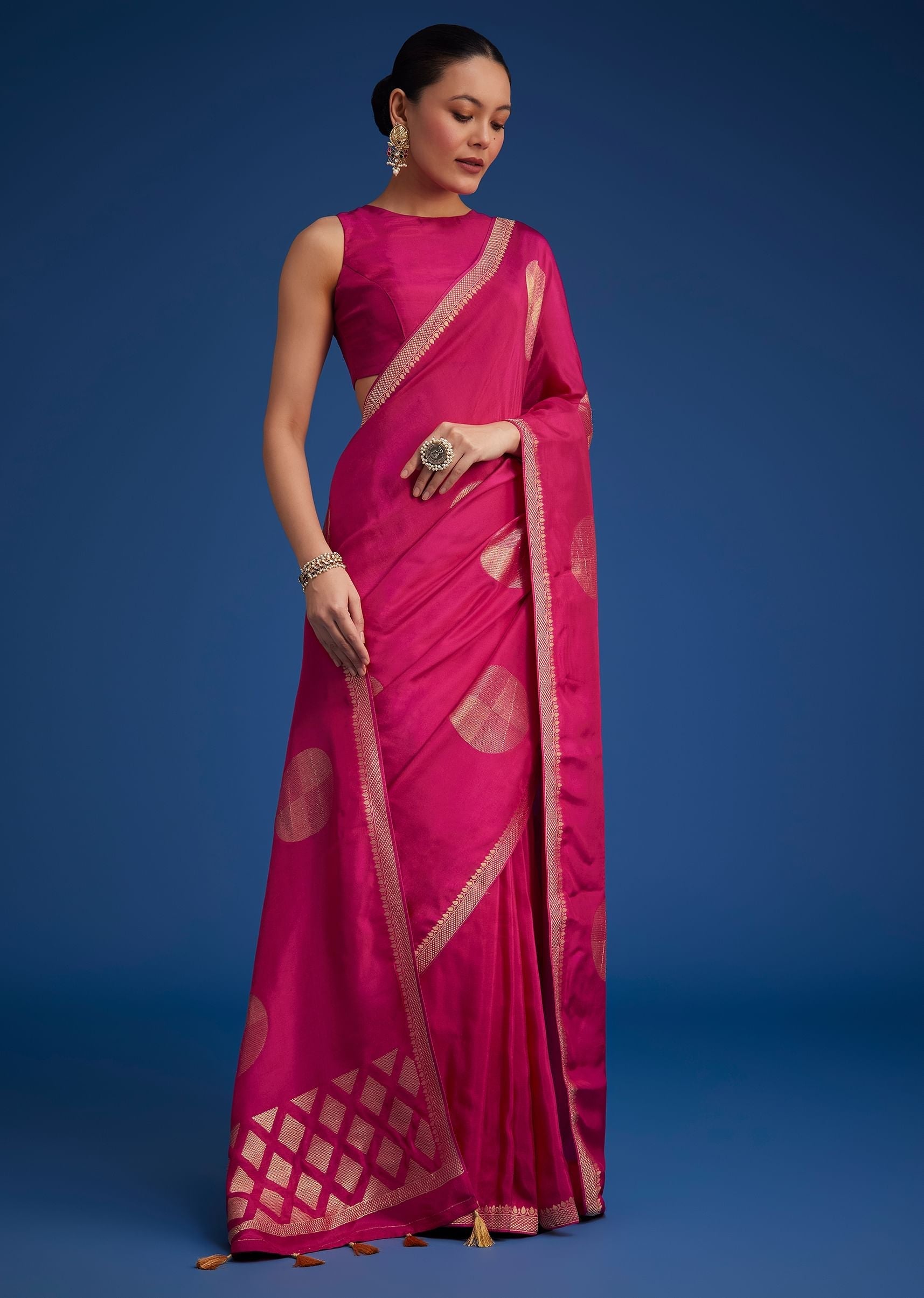 magenta_pink_dola_silk_saree_with_zari_work-sg276467_7_b427d501-f324-4932-a2d0-77be86e1efa9.jpg