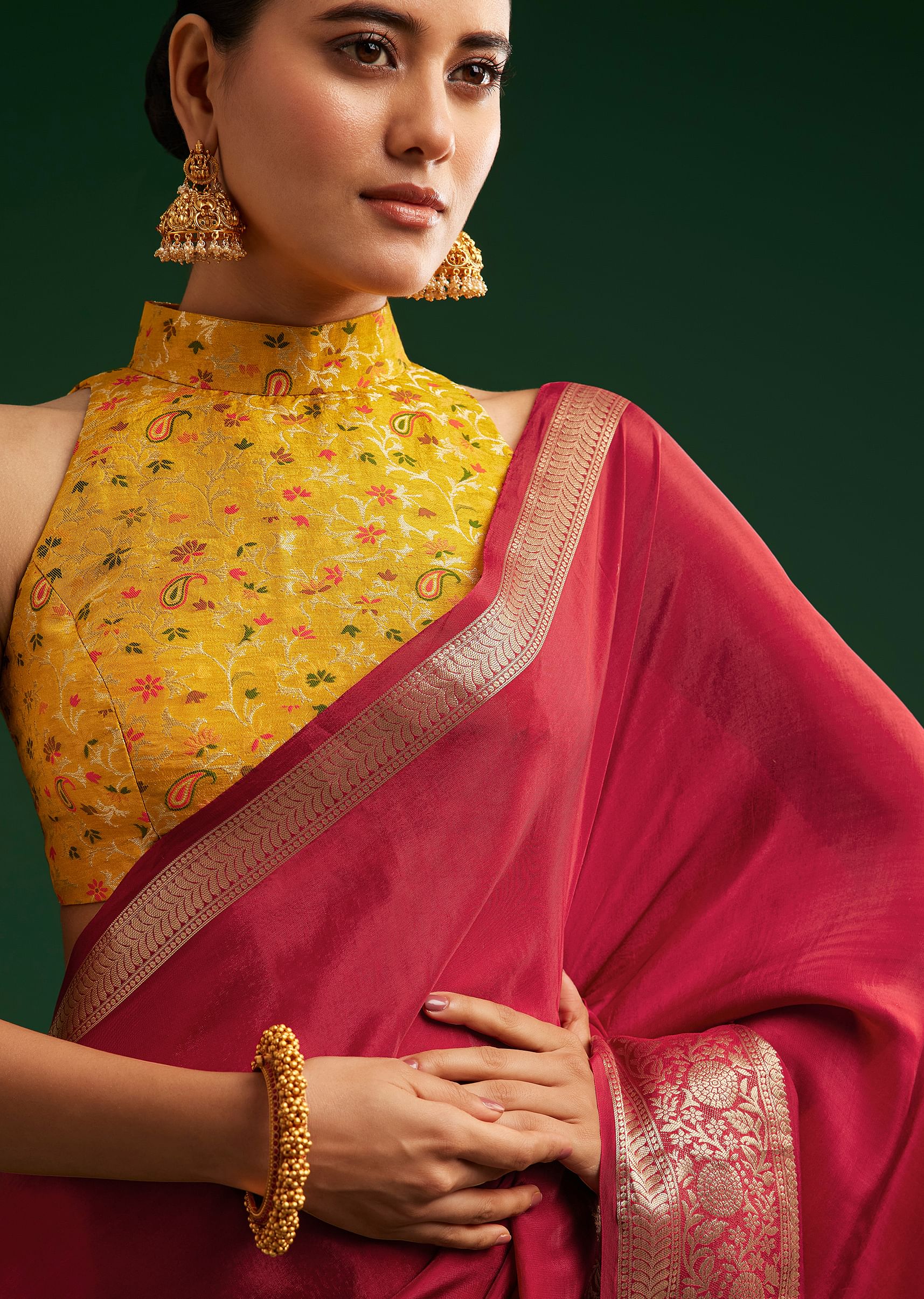 maroon-dola-silk-saree-with-zari-woven-border-and-pallu-sg292400-5_bbbefb95-9b05-4c80-8dd3-0a2587e6fc7e.jpg