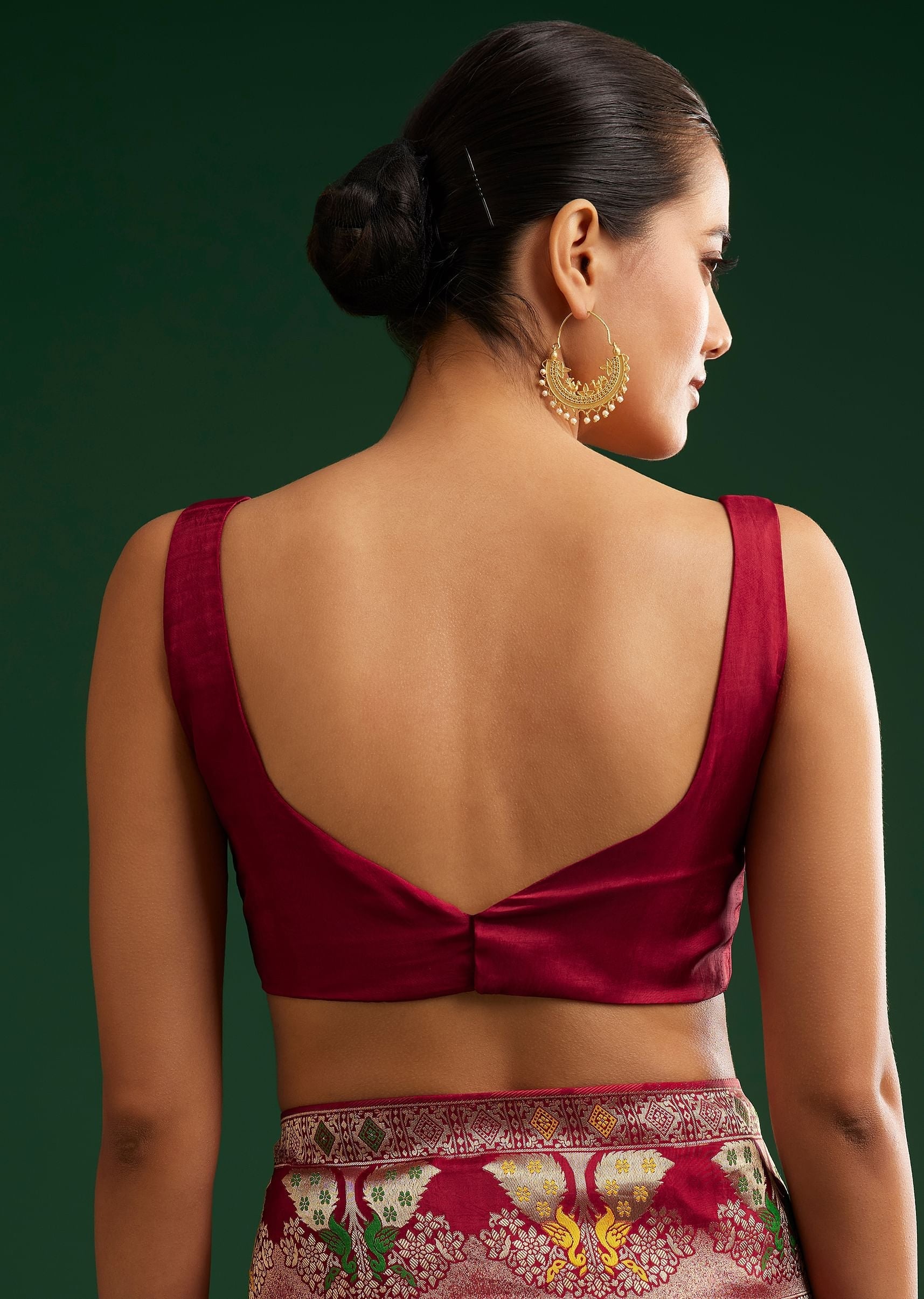maroon-georgette-saree-with-zari-and-multicolour-thread-accents-sg292691-8_ddbadfc4-fdc1-4104-abf0-487dadcb1028.jpg