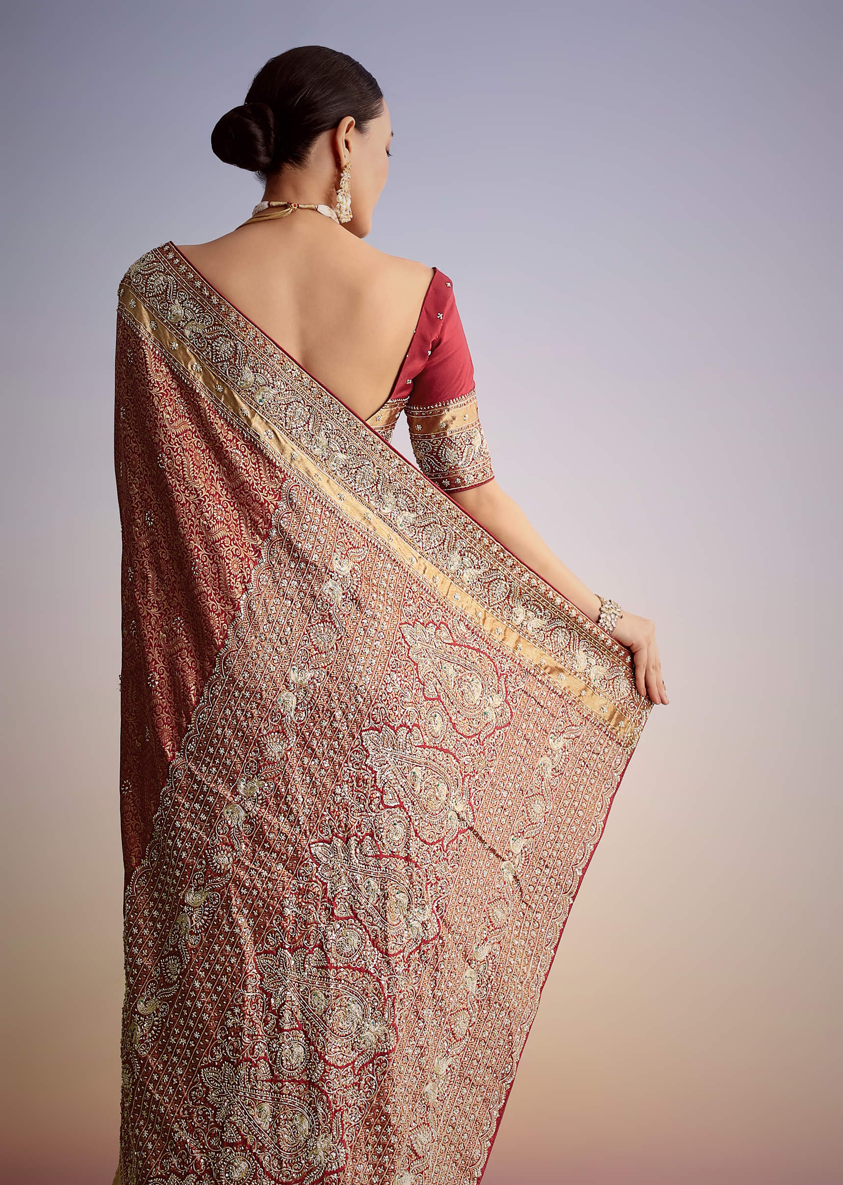 maroon-jacquard-silk-saree-with-heavy-embroidered-border-and-pallu-sg318011-4_8602ade4-8617-40fe-a375-0c18a2993a8d.jpg