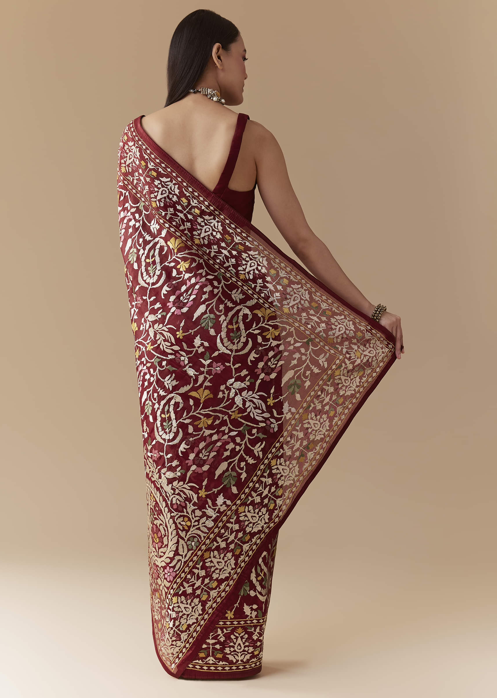 maroon-tissue-organza-resham-work-saree-with-unstitched-blouse-sg346403-4.jpg