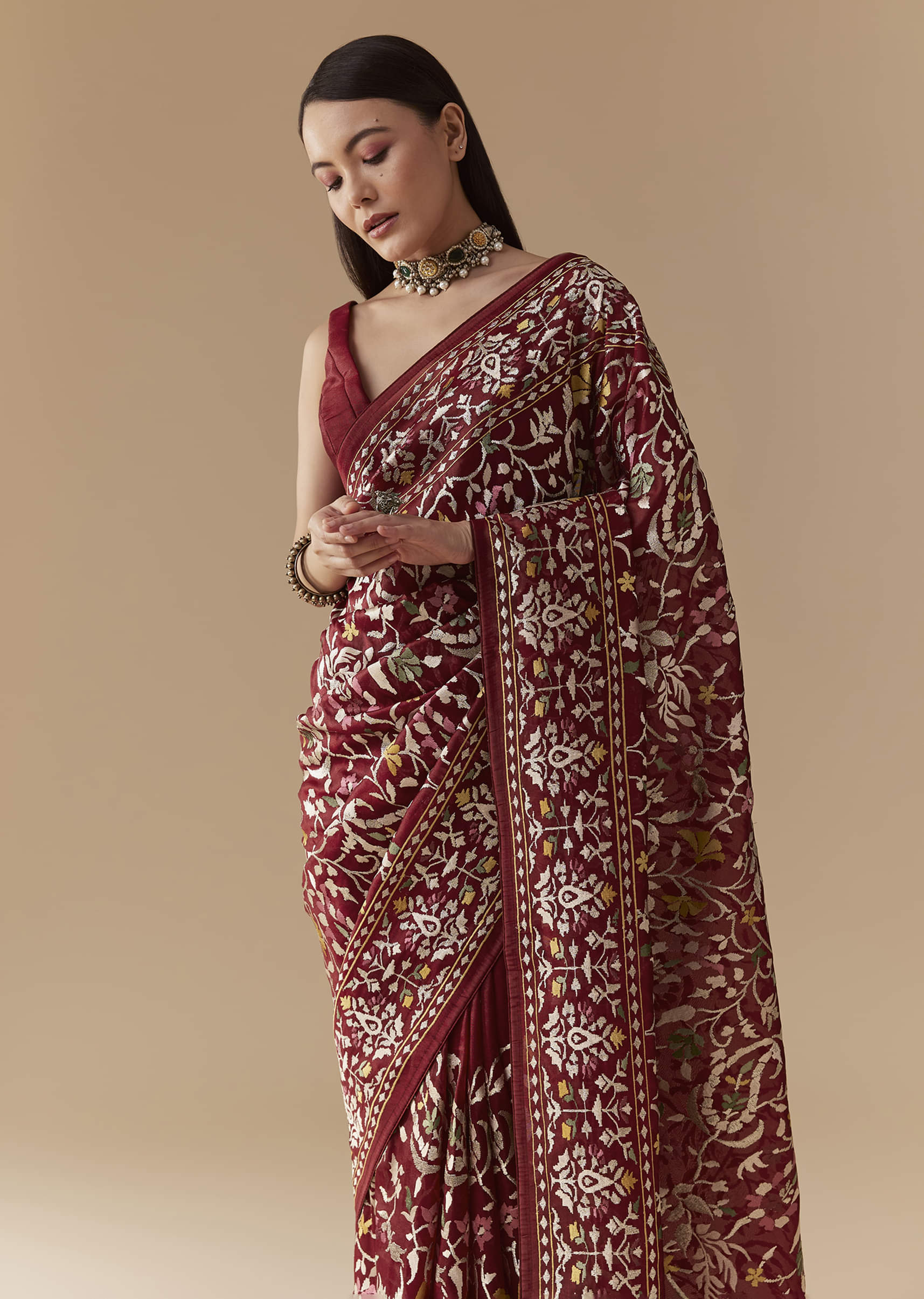 maroon-tissue-organza-resham-work-saree-with-unstitched-blouse-sg346403-5.jpg