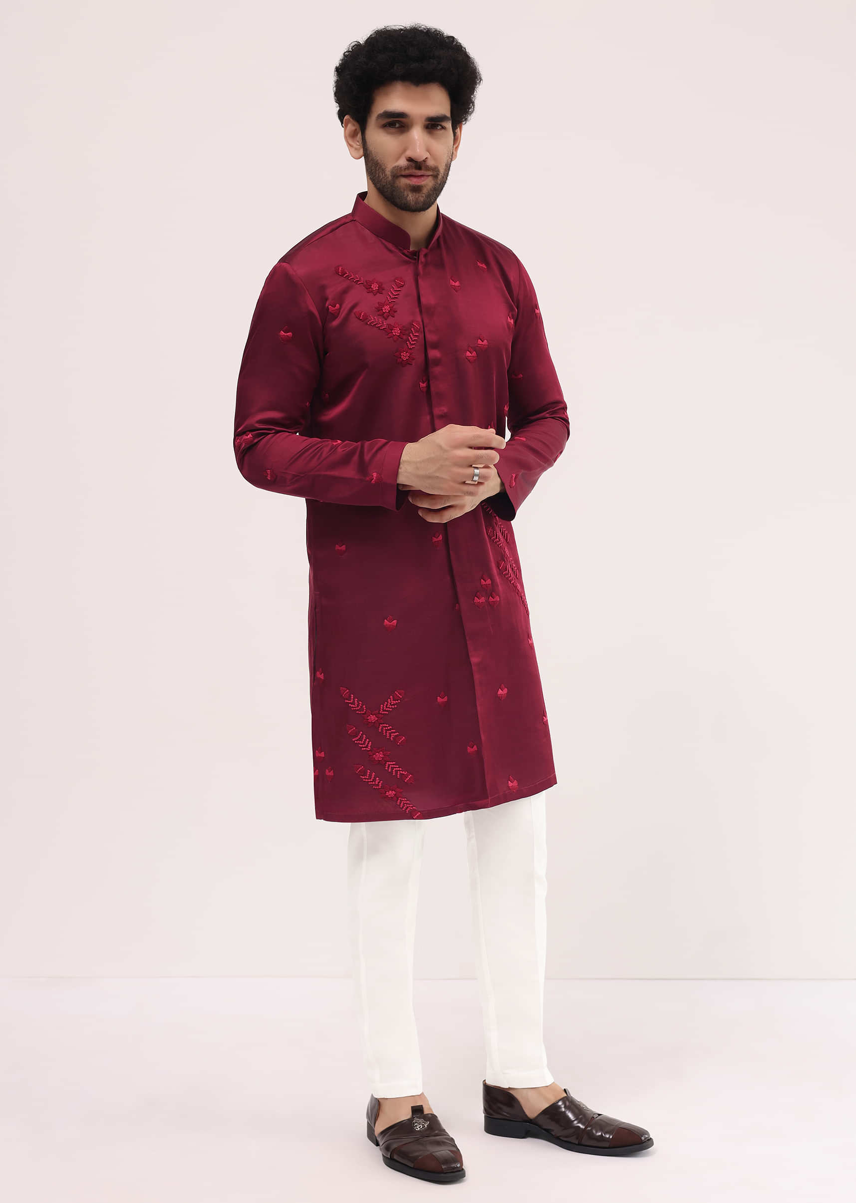 maroon_bud_embroidered_silk_kurta_set_for_men-sg228998_8_ca2af3dd-1ad7-4ef7-ba96-faaa0d0fa23c.jpg