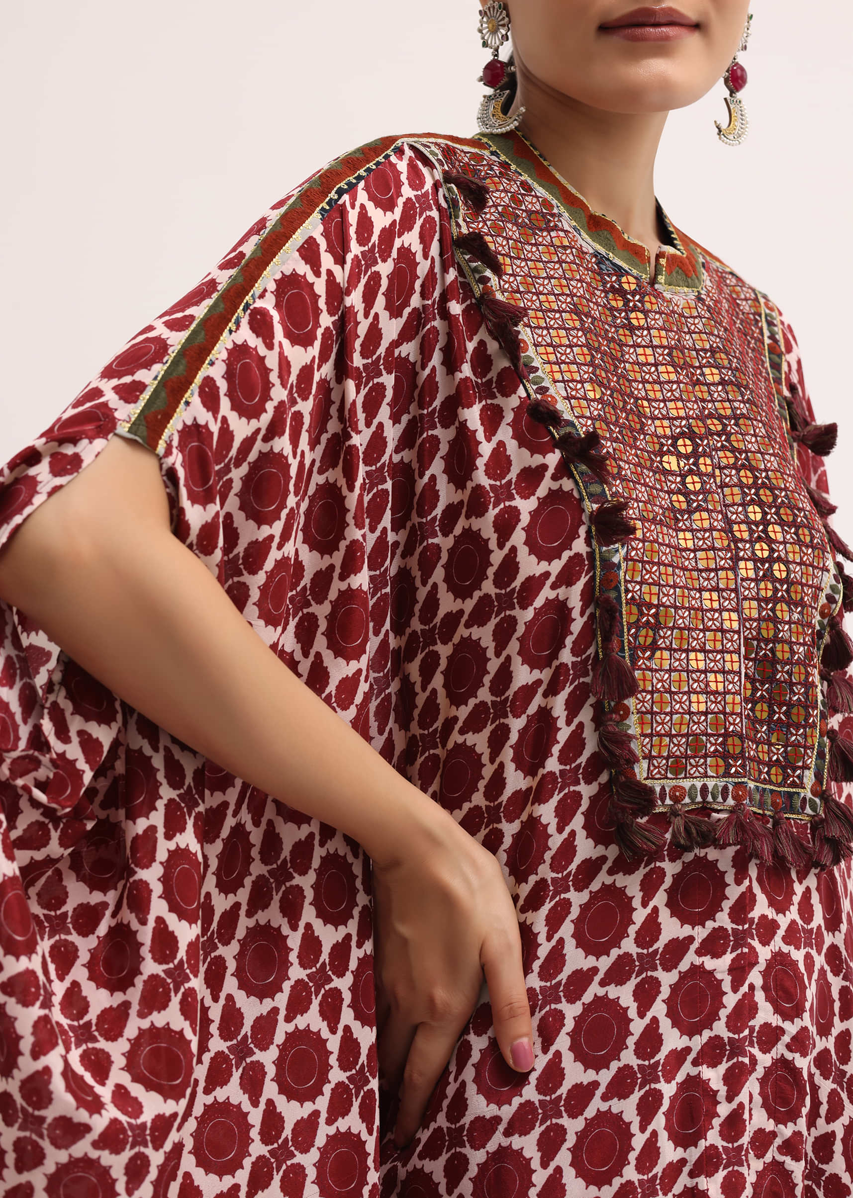 maroon_printed_crepe_kaftan_kurta_set-sg217453_5_9ffd0ca6-68d9-404c-b3c2-d619674c423f.jpg