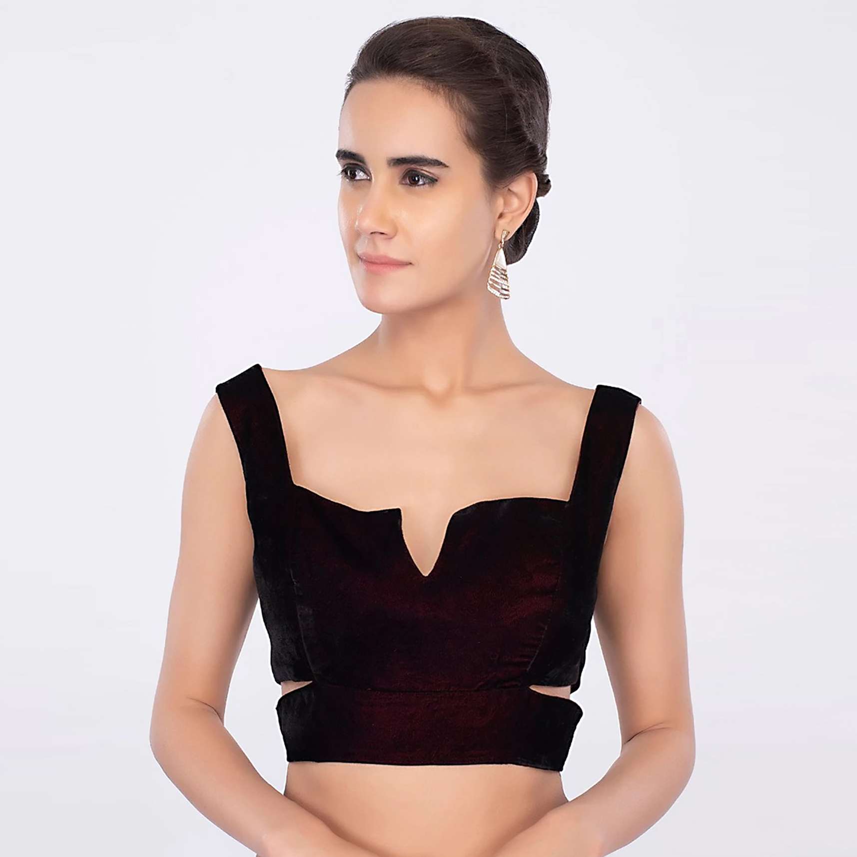 maroon_sleeveless_blouse-m001bl448198y-sg43175_e88d4fdd-206e-4f8a-8bcd-d0b220a27e6e.jpg
