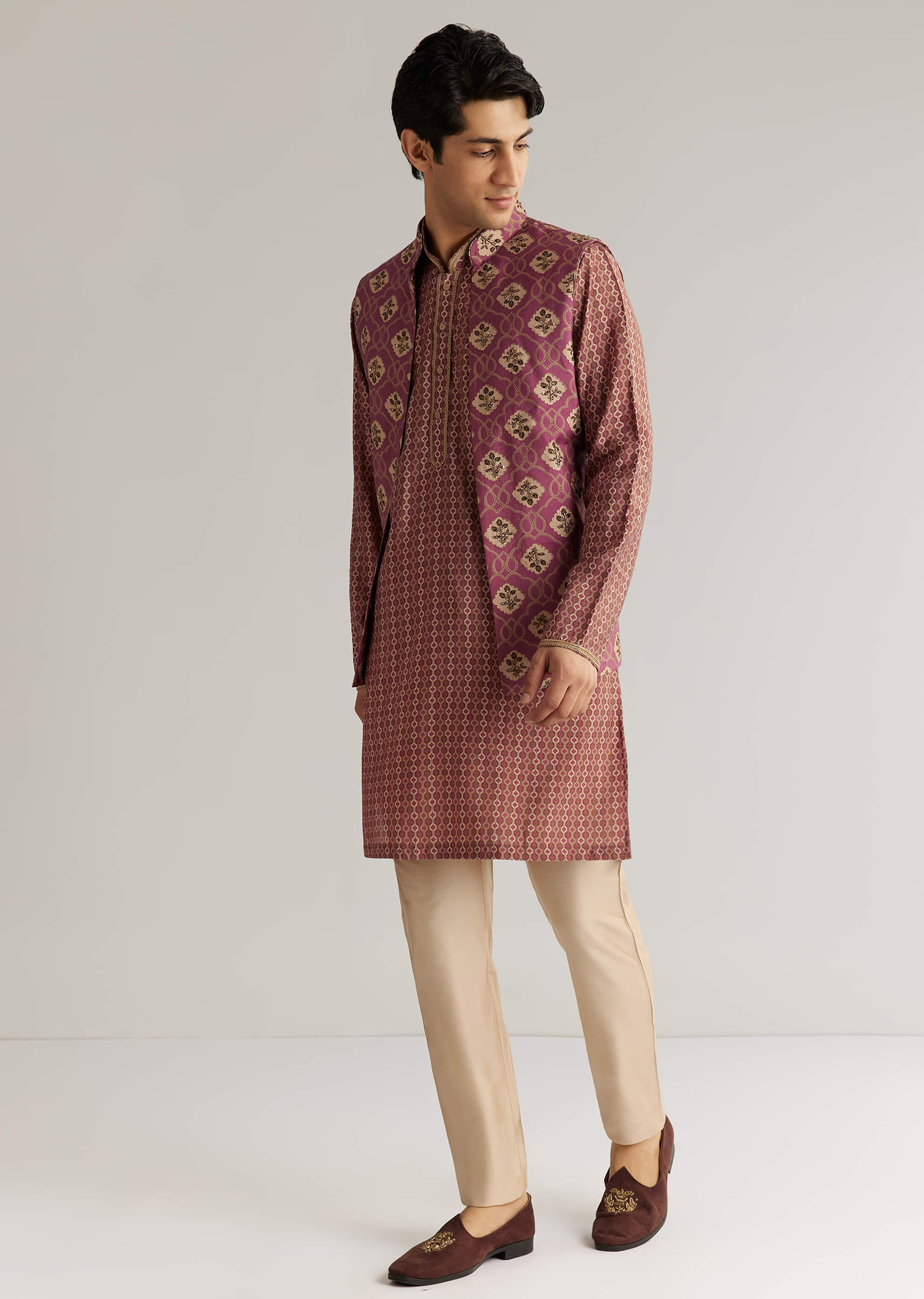 mauve-modal-chanderi-cutdana-sequins-kurta-jacket-set-sg323472-4_4c6e6d80-4287-498a-b4e6-dd314d78d78a.jpg