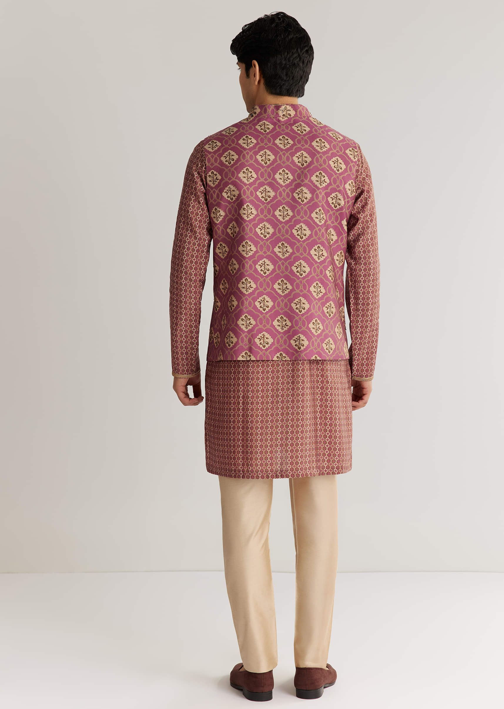 mauve-modal-chanderi-cutdana-sequins-kurta-jacket-set-sg323472-5_66ac7ba4-63a2-4f4a-9562-c211a3aa3eb9.jpg
