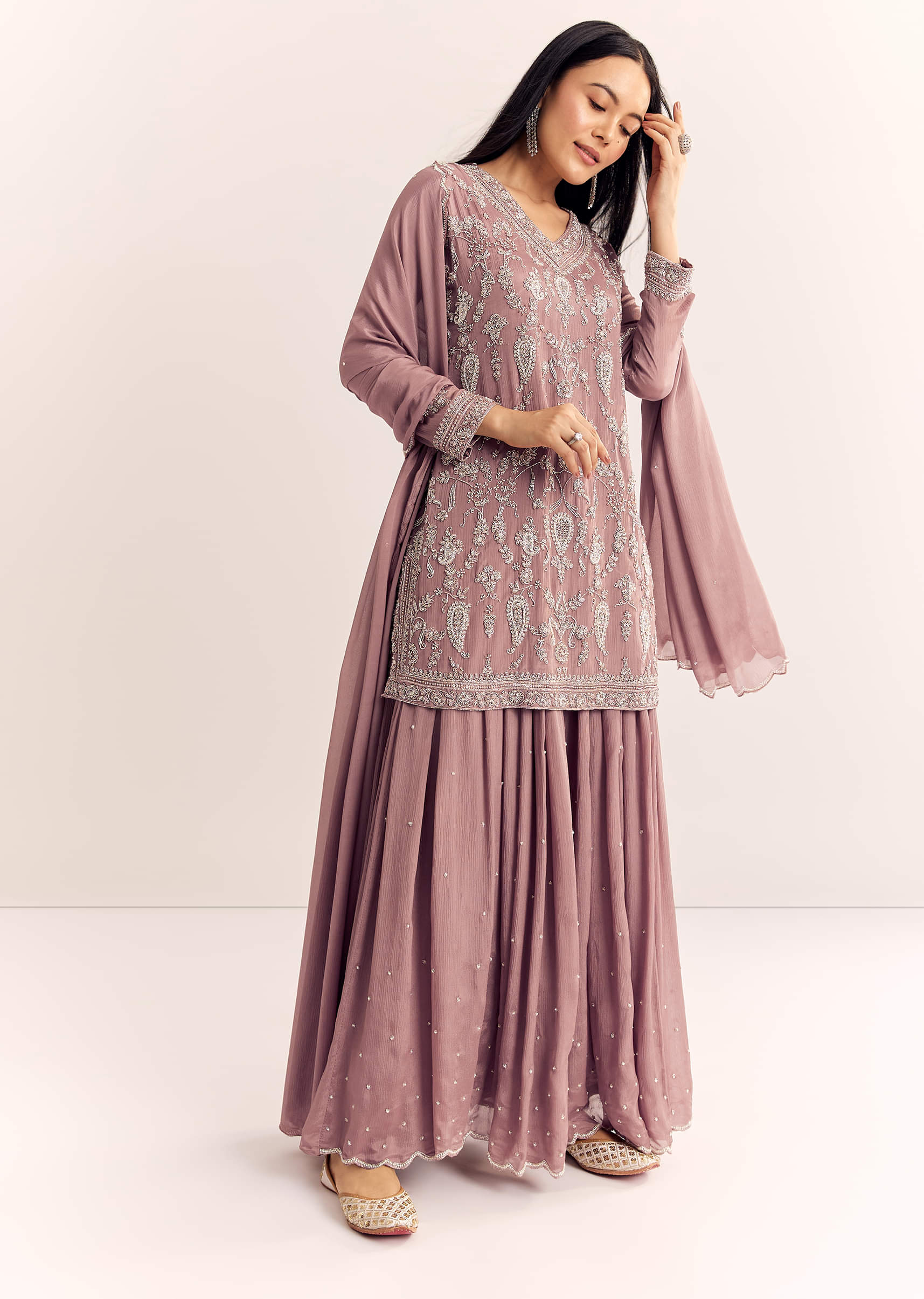 mauve-pink-chinon-kurta-palazzo-set-with-moti-work-sg317975-4_aa39ecca-df1c-4961-af16-fd737caca291.jpg