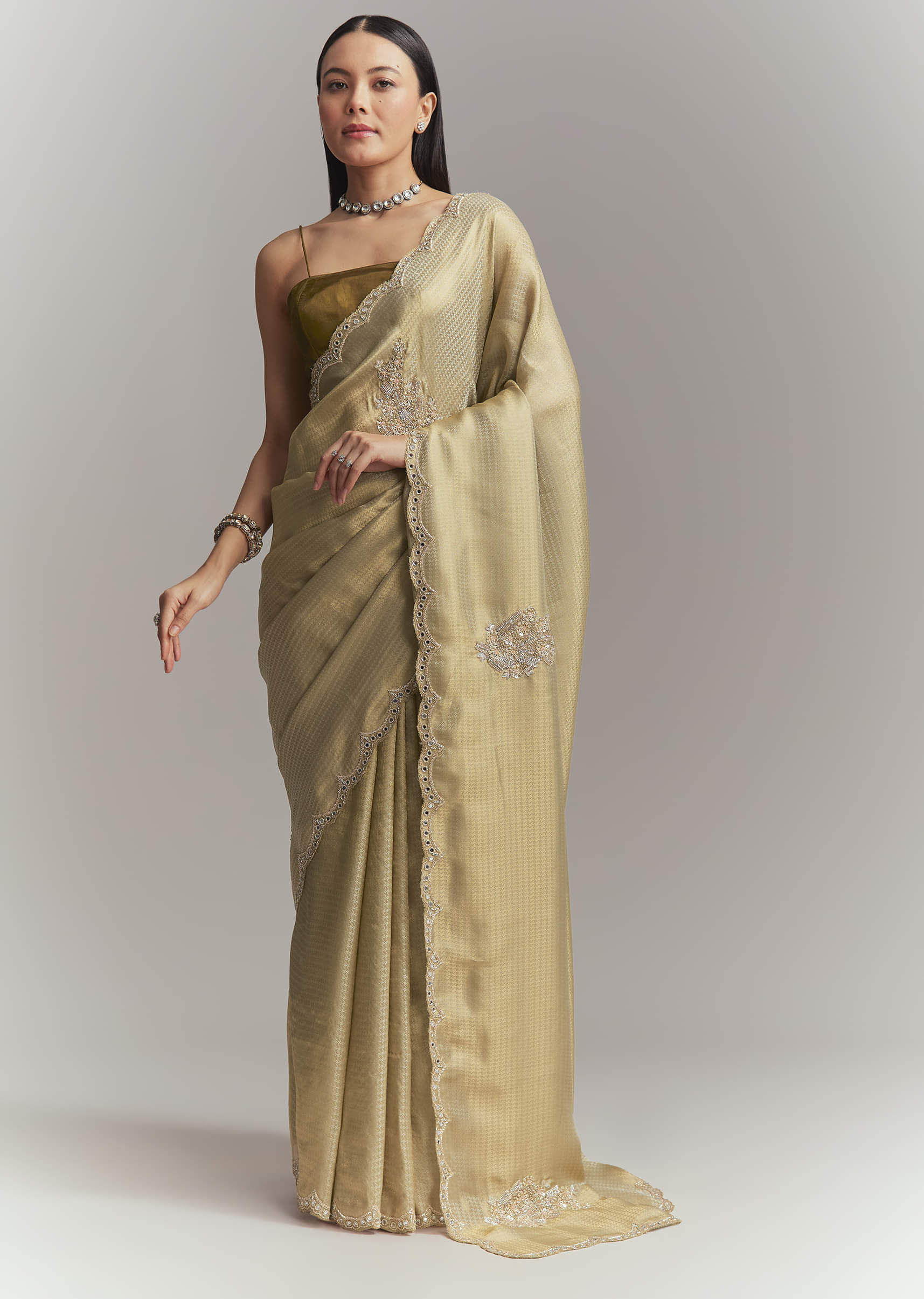 mehendi-green-jacquard-tissue-embroidered-saree-with-heavy-embroidery-sg336714-5.jpg