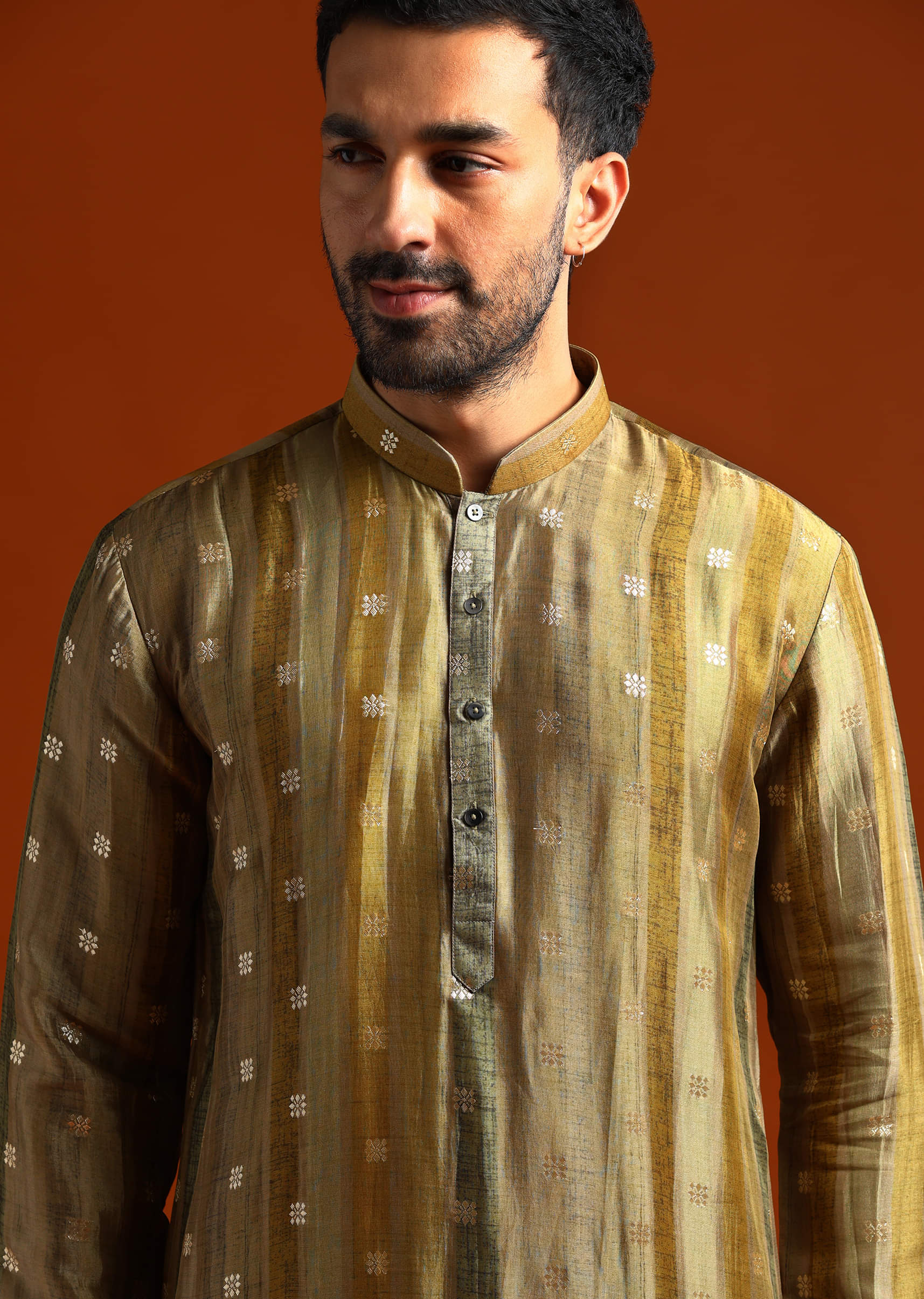 mehendi-green-silk-kurta-set-for-men-with-zari-embroidery-sg332580-2.jpg