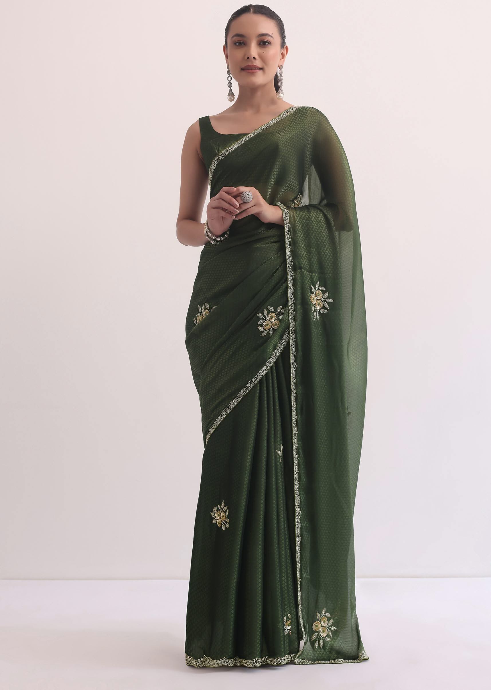 mehendi_green_jacquard_saree_in_cutdana_embroidery_with_unst-sg214317_9_1499bf6d-14c6-4ff1-ad18-68134629b10d.jpg