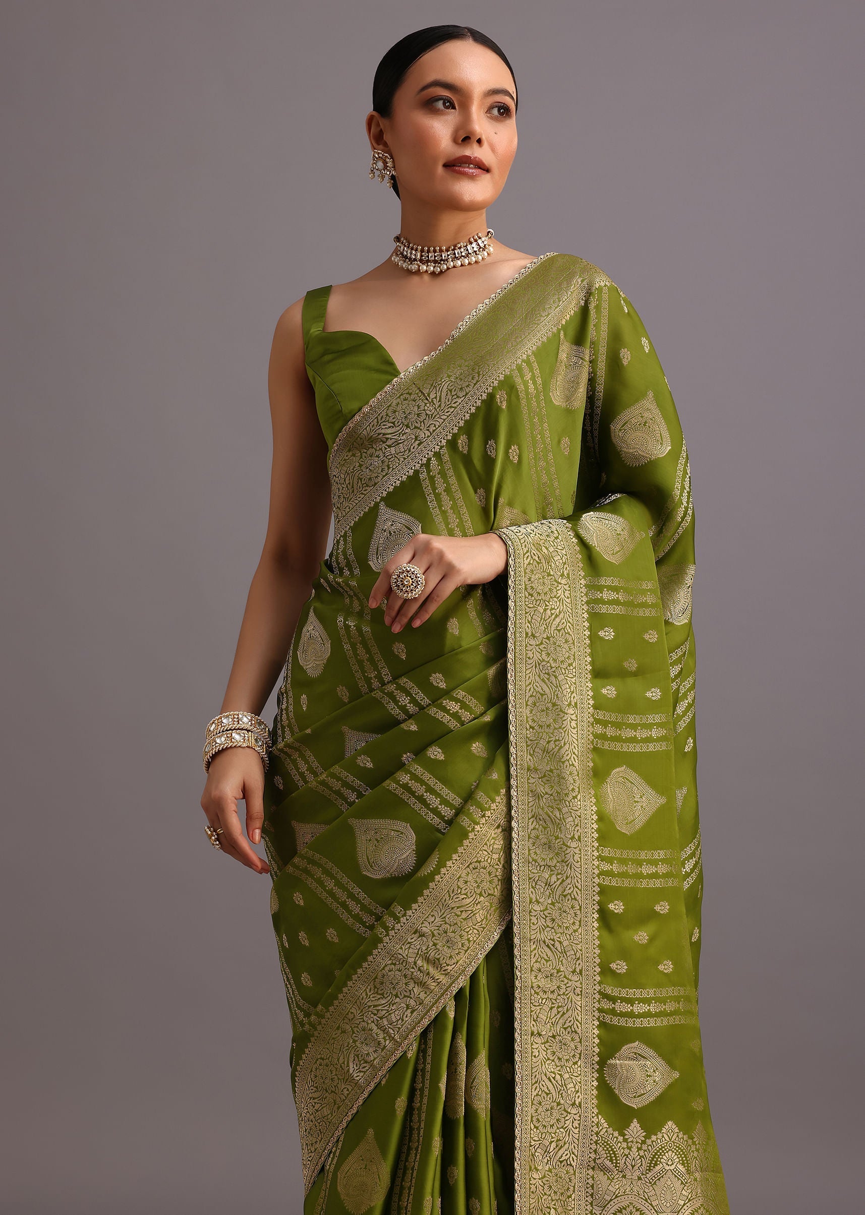mehendi_green_zari_woven_satin_silk_saree_and-sg264704_1_076e5aa9-6957-4491-9635-5fb25835bde4.jpg