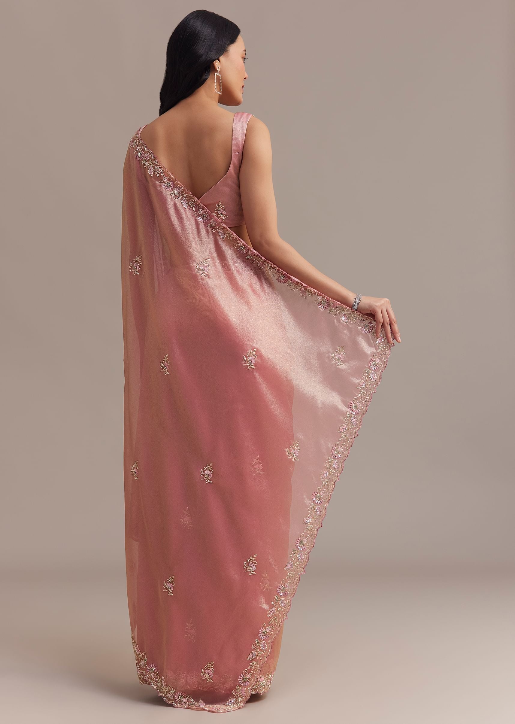 metallic_pink_organza_tissue_saree_with_cutdana_and_bead_embroidery-sg286755_4_cff25c91-b1d5-47f3-9e0b-6d5ecb12b5b8.jpg