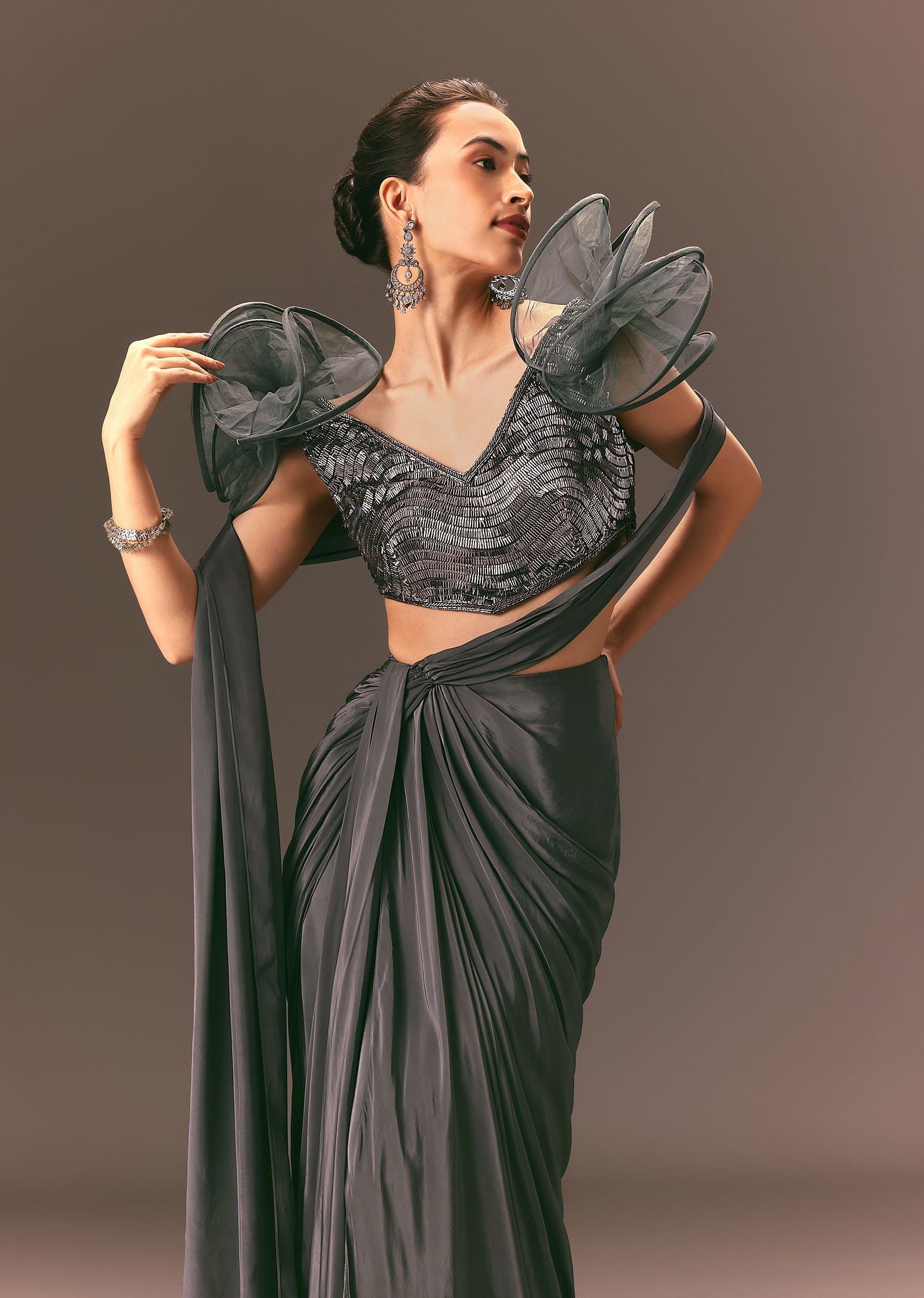 metallic_pre_draped_saree_with_3d_ruffle_blouse-sg241916_3_0a368b3b-e660-415c-bef4-6b83716c235b.jpg