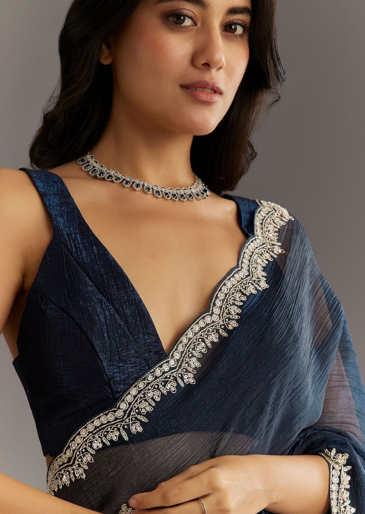 midnight-blue-crushed-tissue-saree-with-scallop-embroidered-sg294666-2_4fdfa8f6-03bf-4686-972d-de150c5fdc64.jpg