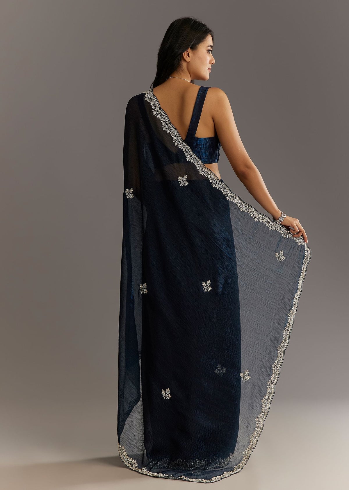 midnight-blue-crushed-tissue-saree-with-scallop-embroidered-sg294666-6_c3973970-112b-4d8e-895e-3b73349614b3.jpg