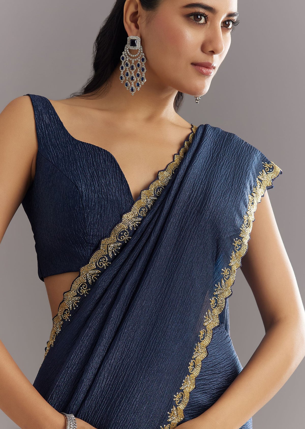 midnight-blue-crushed-tissue-saree-with-stones-cutdana-embroidered-scallop-border-sg296153-3_7348475b-0c1a-48ce-be4c-62a56446dffe.jpg