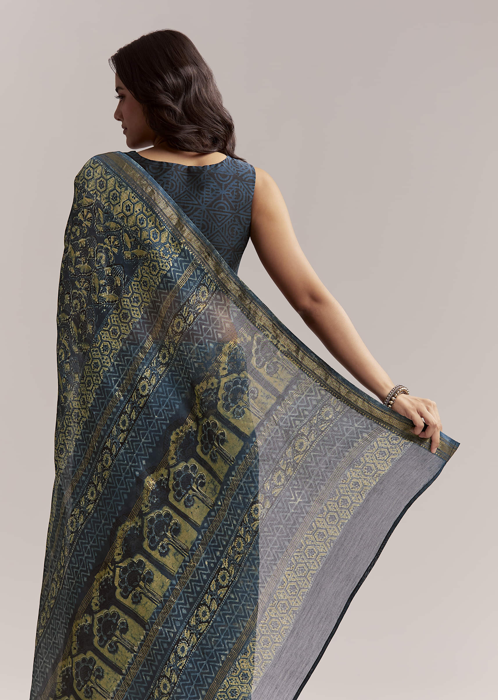 midnight-blue-linen-printed-saree-with-traditional-ajrakh-print-sg311994-4.jpg