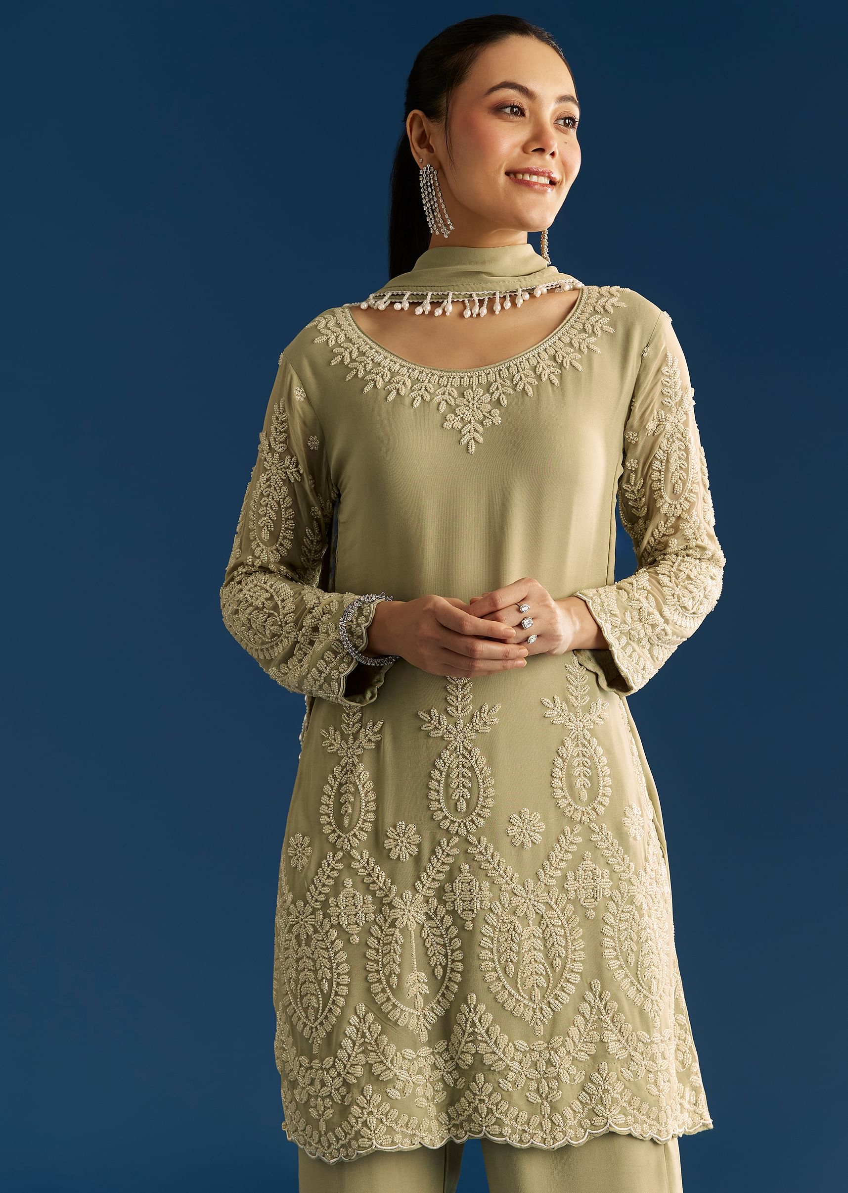mint-green-georgette-kurta-set-with-beaded-tassel-dupatta-sg312005-2_39cef77d-4c47-46c2-928c-96b6264cc304.jpg