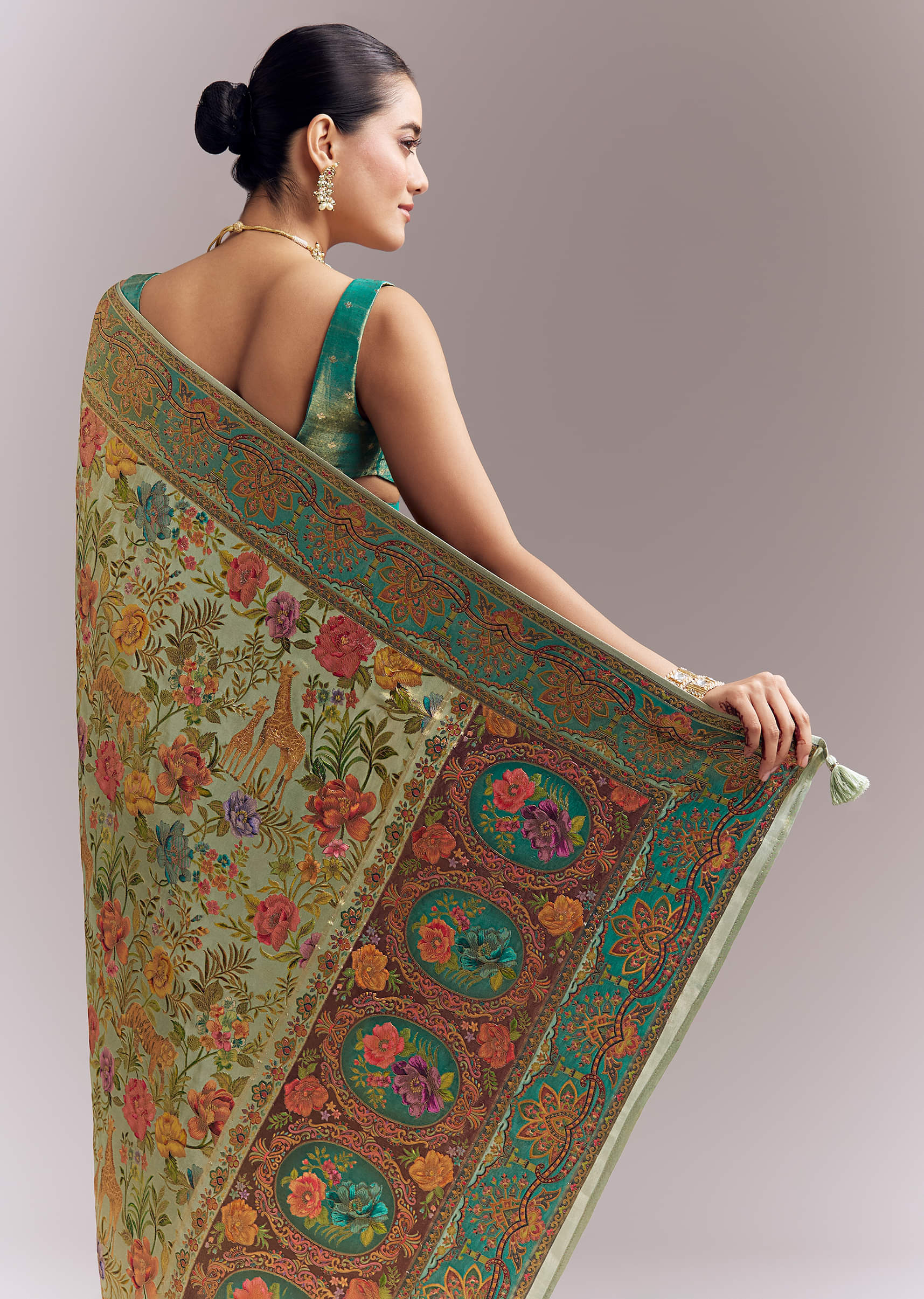 mint_green_dola_silk_woven_saree_with_embroidered_nature-sg354738-9_4.jpg