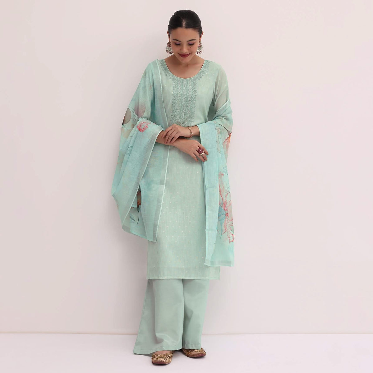 mint_green_linen_kurta_palazzo_set-sg225767_8_053ac8c1-f62f-49d3-a73a-b389a0d2f2ed.jpg