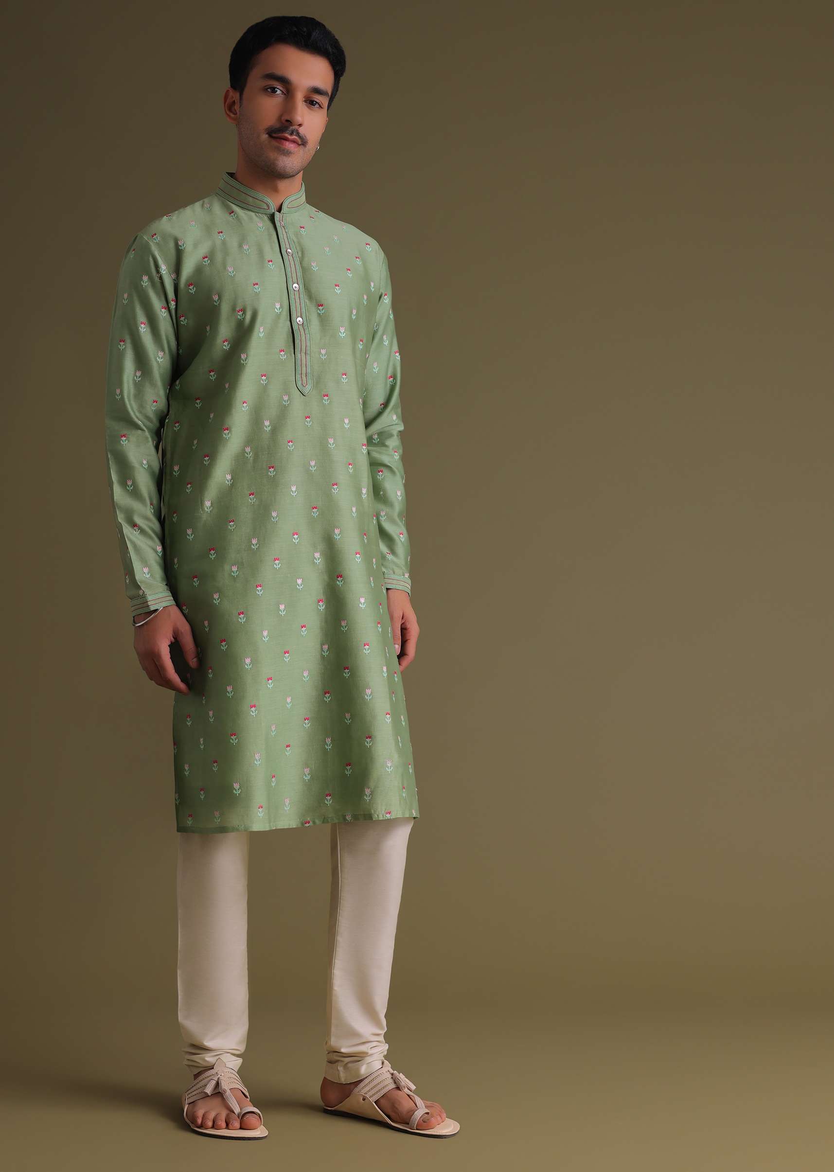 moss_green_festive_embroidered_kurta_set-sg147469_4_fe1633a5-a699-491f-8fc0-0eb0f737e85c.jpg