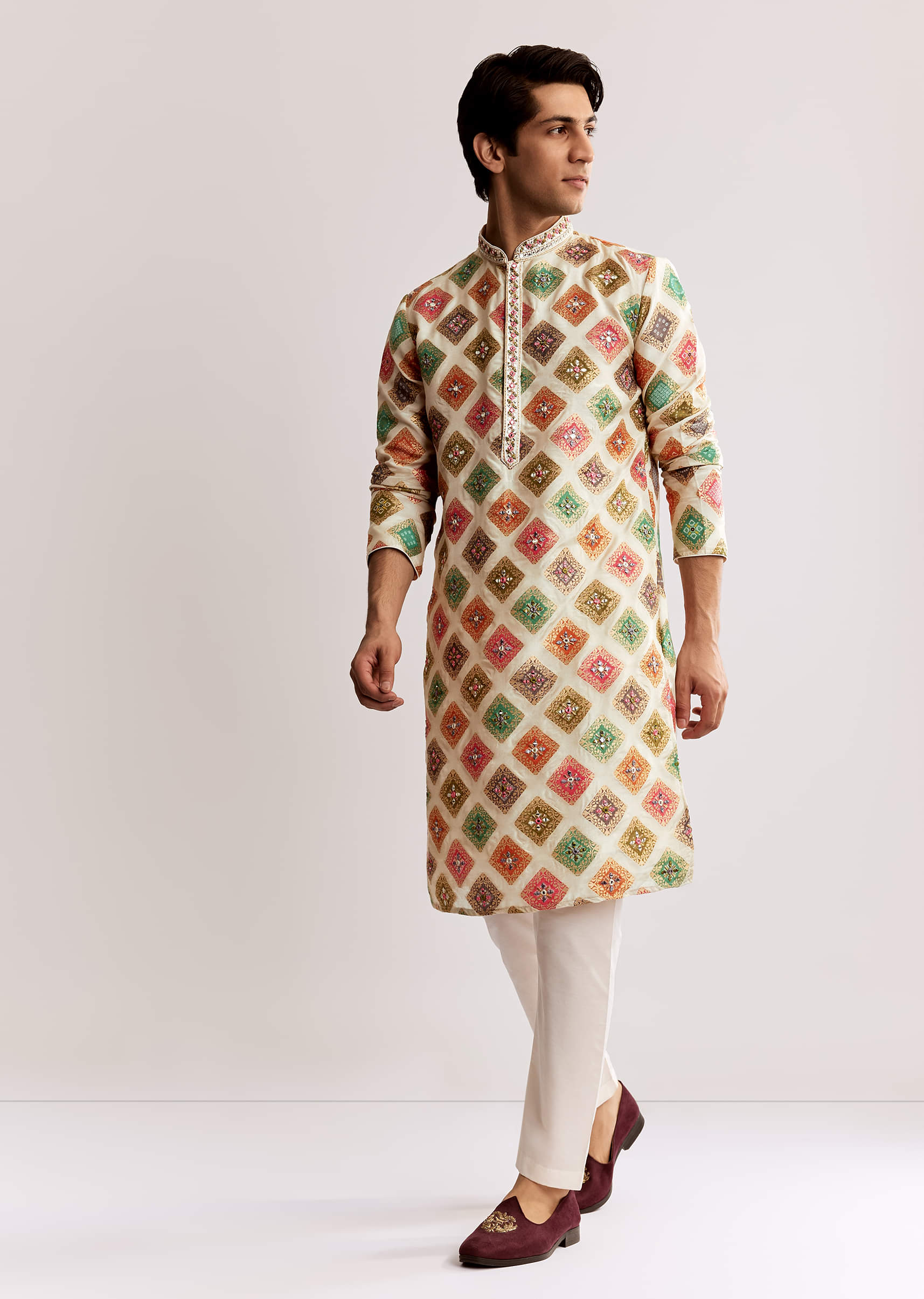 multi-silk-kurta-set-with-geometric-print-sg310345-4_858dae9a-98bf-4d8a-9c5f-a2011c3c70f3.jpg