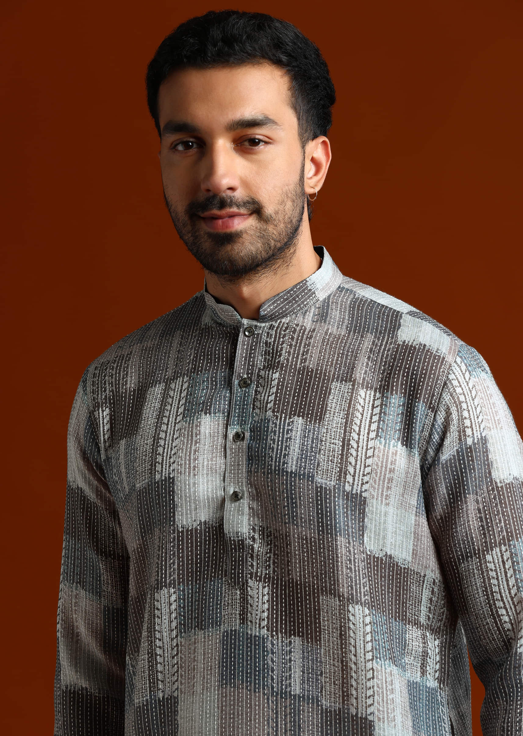 multicolour-kurta-set-for-men-with-heavy-kantha-work-sg321596-2.jpg