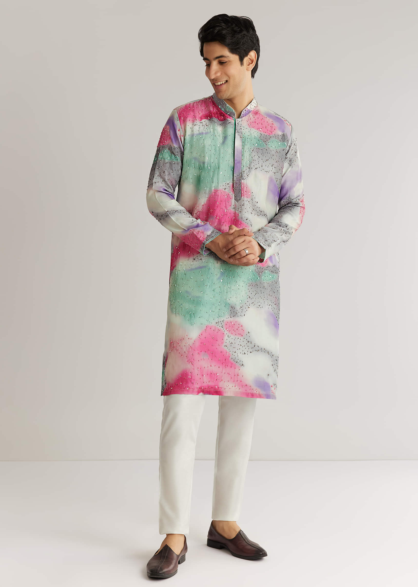 multicolour-silk-abstract-printed-kurta-set-with-sequins-sg323664-4_97acc6b6-5465-4bc9-932e-1ae08b922d2c.jpg