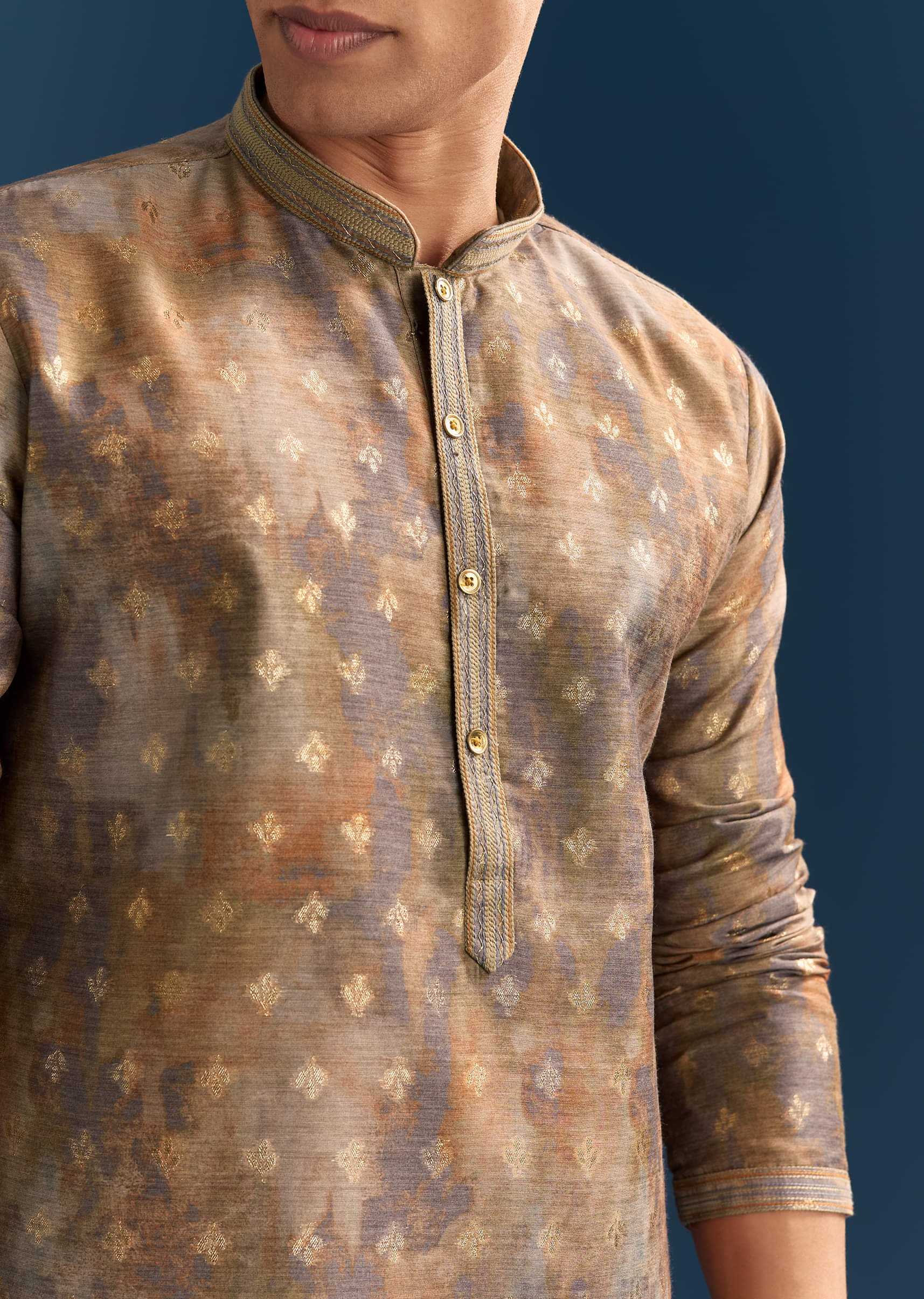 multicolour-silk-printed-kurta-set-for-men-with-foil-butti-work-sg330038-2.jpg