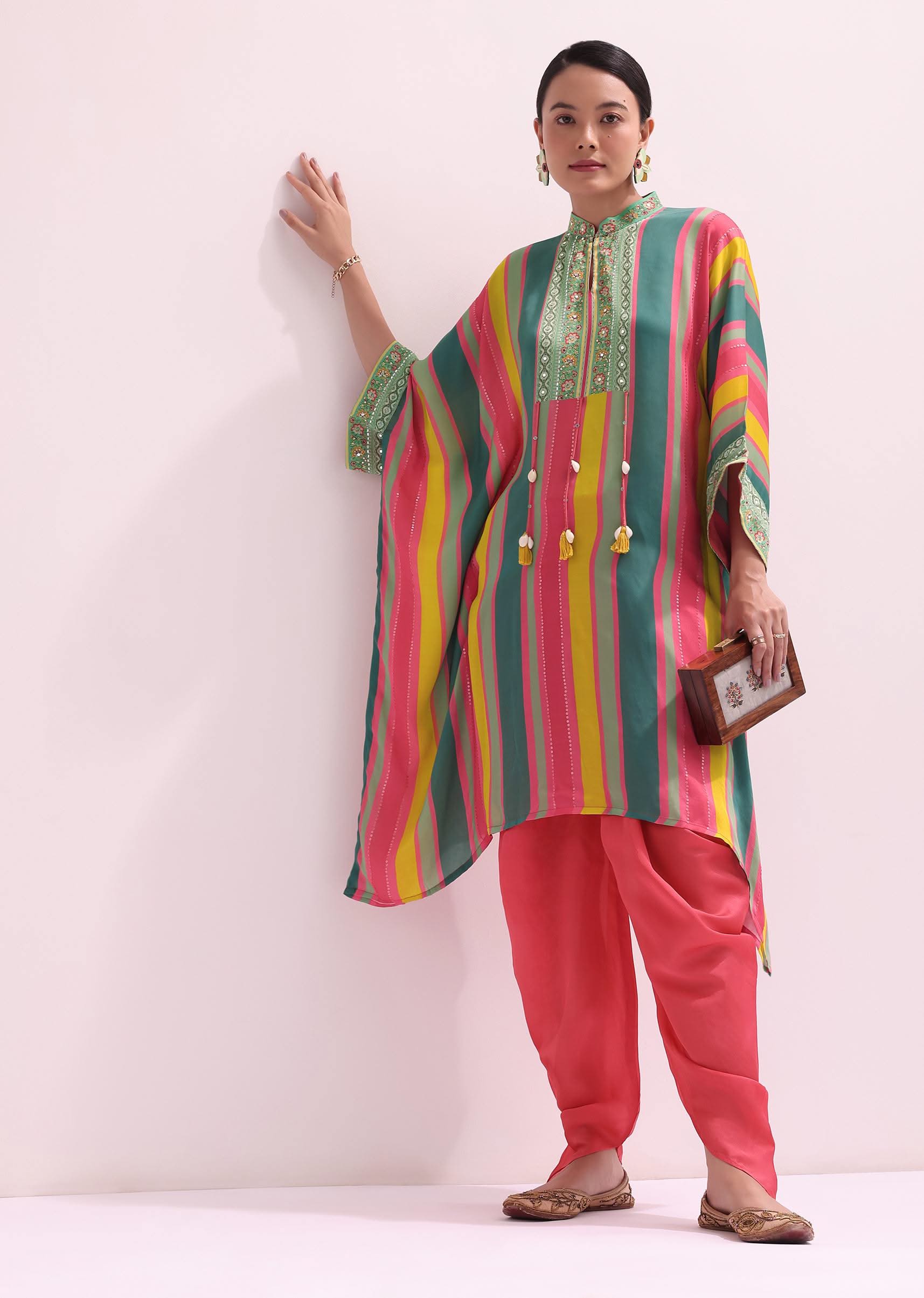 multicolour_green_embroidered_kurta_dhoti-sg223096_6_ca07e27f-a7d7-49ea-b161-c92d32c9ae17.jpg