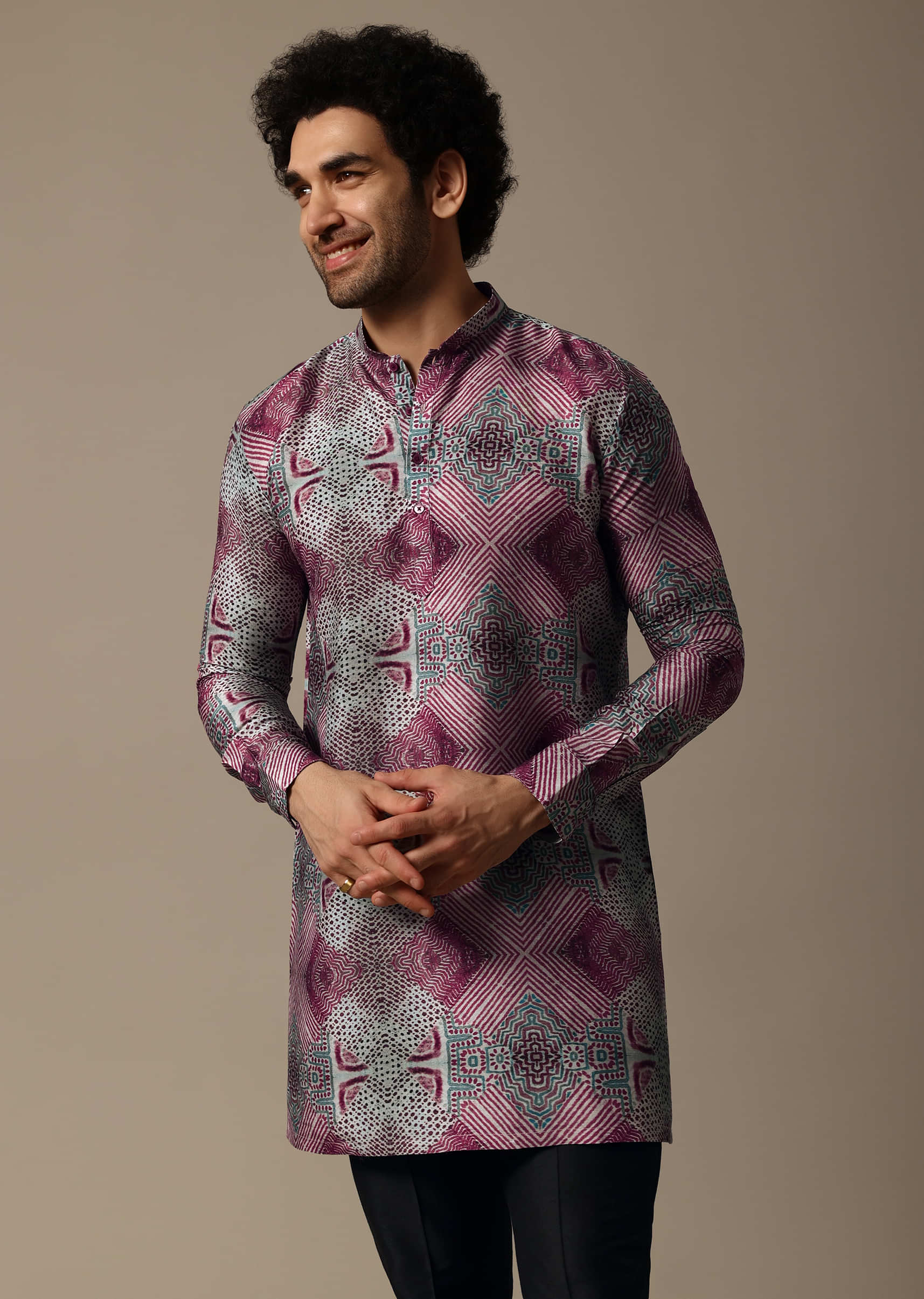 multicolour_printed_silk_short_kurta_set_for_men-sg228798_7_73d2da23-bf28-4693-8a91-62952433ebf5.jpg