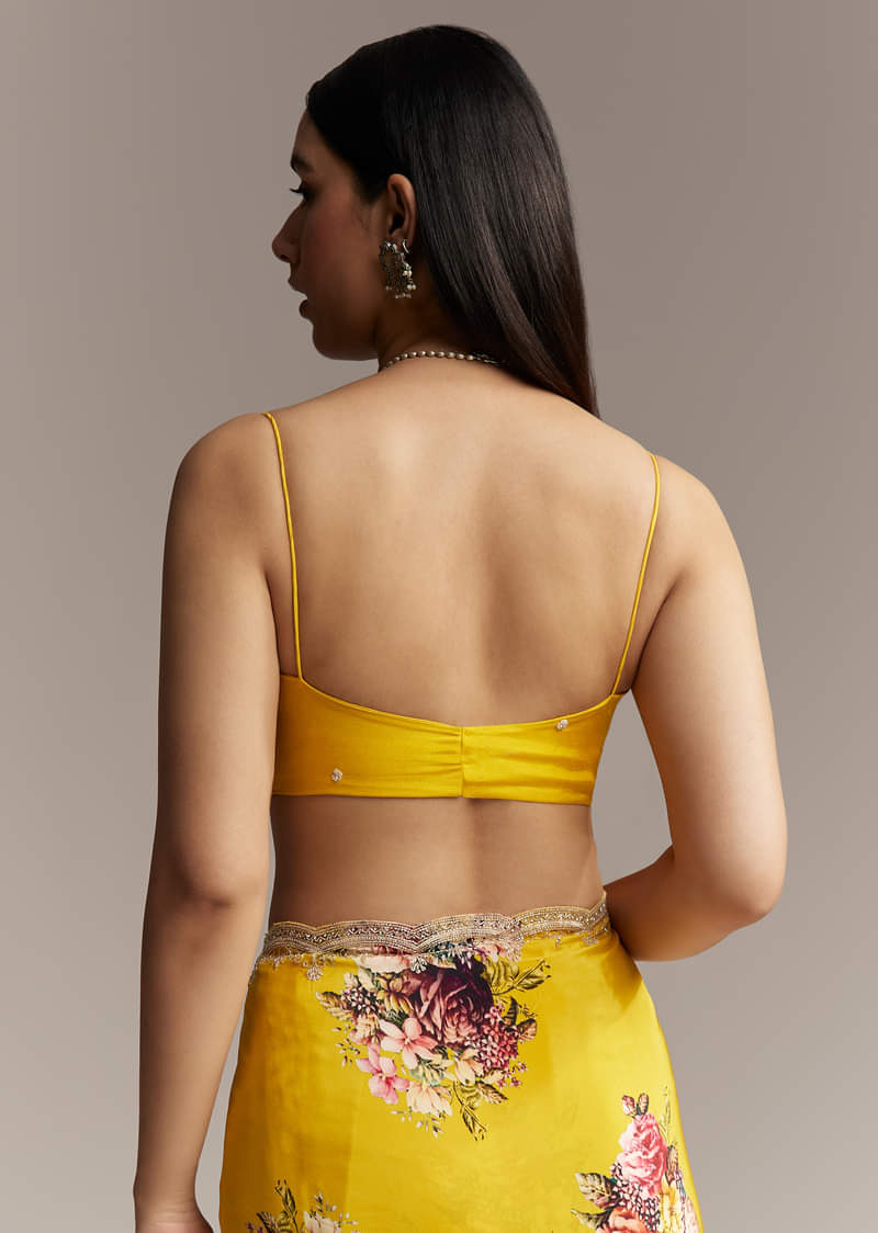 mustard-floral-crepe-saree-with-embroidered-scallop-border-sg328005-8.jpg