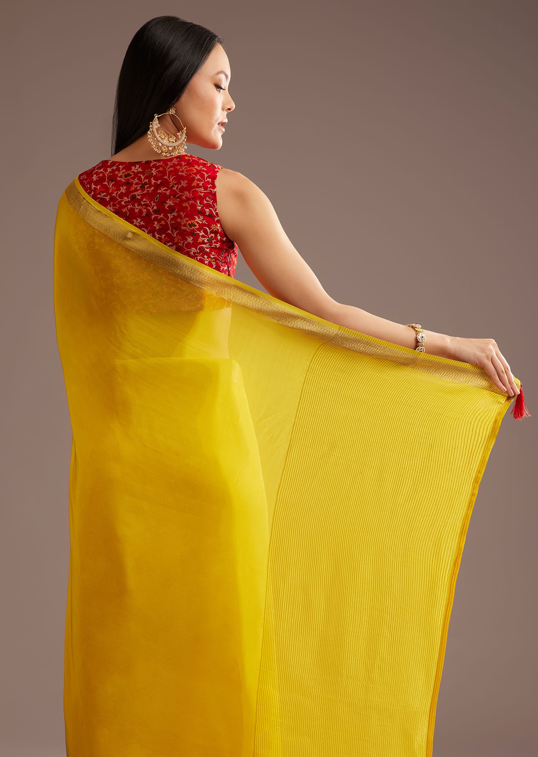 mustard-yellow-crepe-silk-saree-with-zari-border-and-contrast-blouse-sg292402-4_d76b6ba0-5731-4318-a739-b60da60cc073.jpg