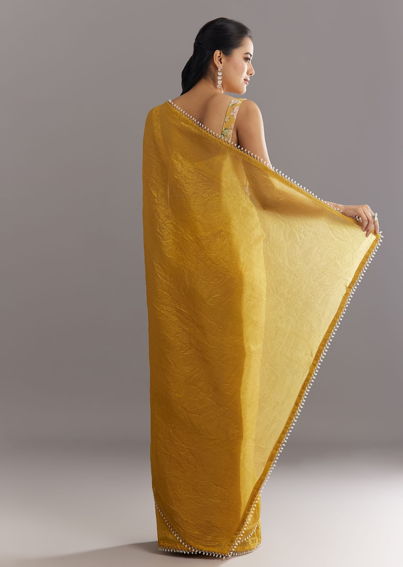 mustard-yellow-crushed-tissue-saree-with-moti-cutdana-embellished-border-sg296166-4_bdad7d1a-8b4d-4dfb-b256-e464dcc2df75.jpg