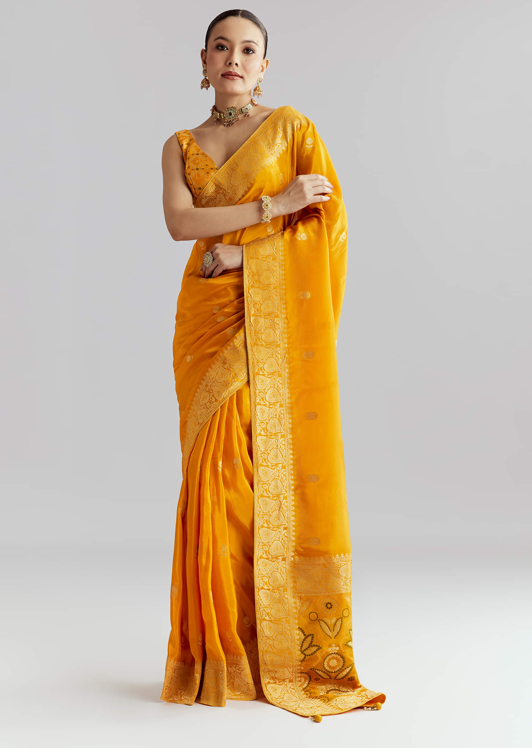 mustard-yellow-silk-woven-saree-with-floral-motif-embroidery-sg350484-3.jpg