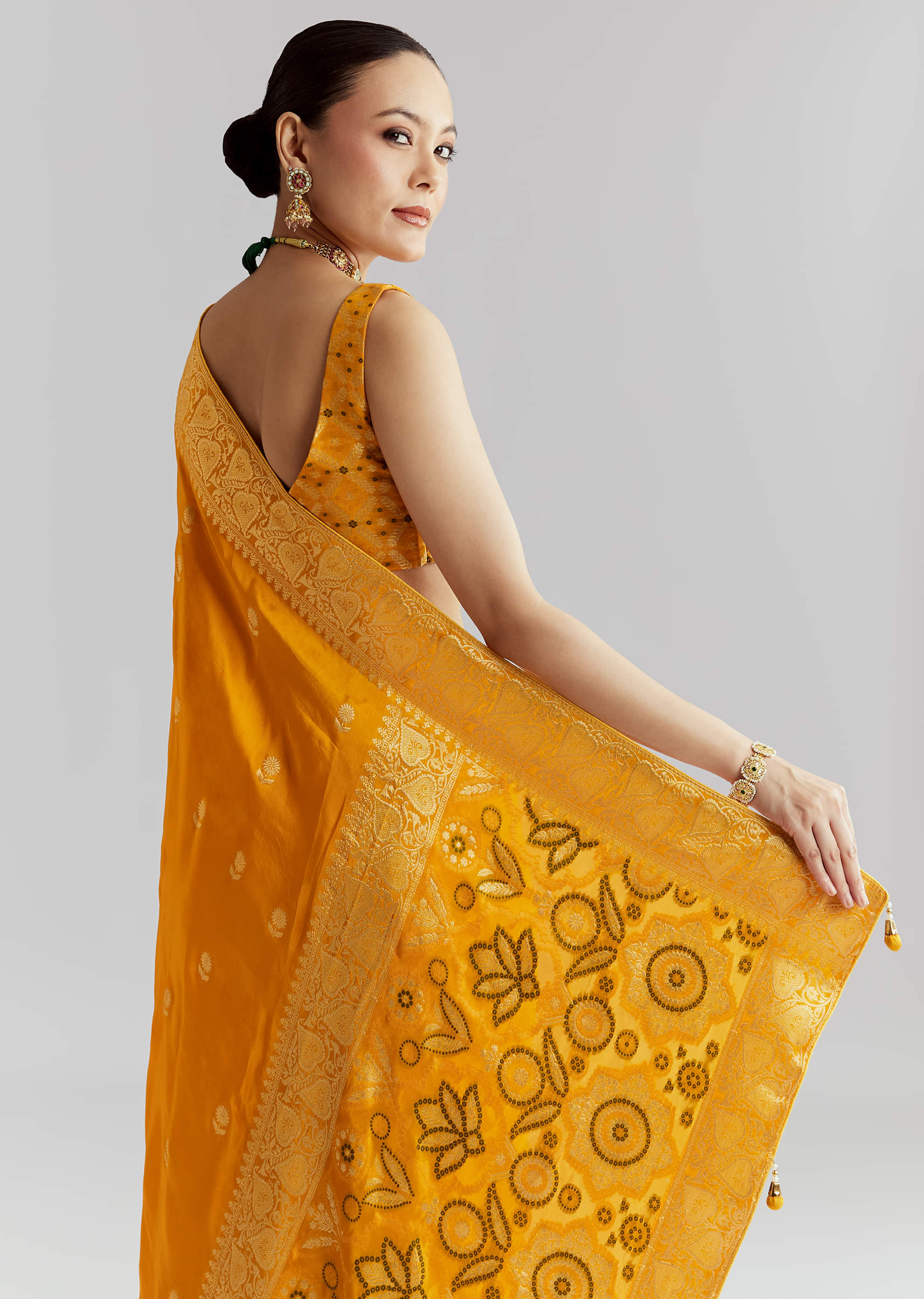 mustard-yellow-silk-woven-saree-with-floral-motif-embroidery-sg350484-6.jpg