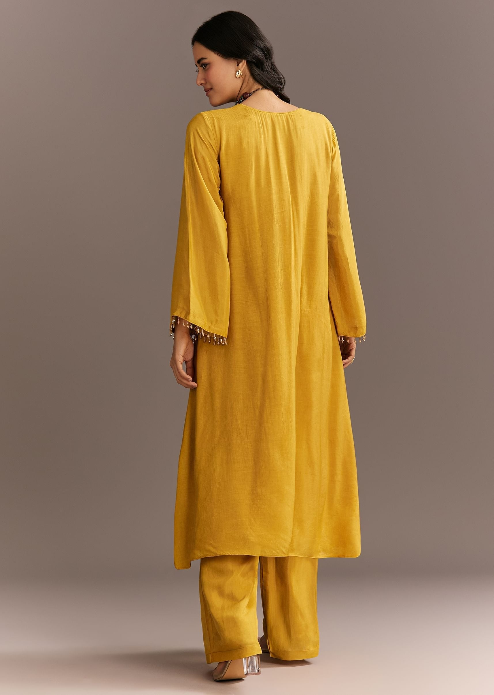 mustard-yellow-solid-kurta-palazzo-set-with-wooden-bib-neckpiece-sg312844-5_8ccf6f54-5679-4392-9884-946faacf6335.jpg