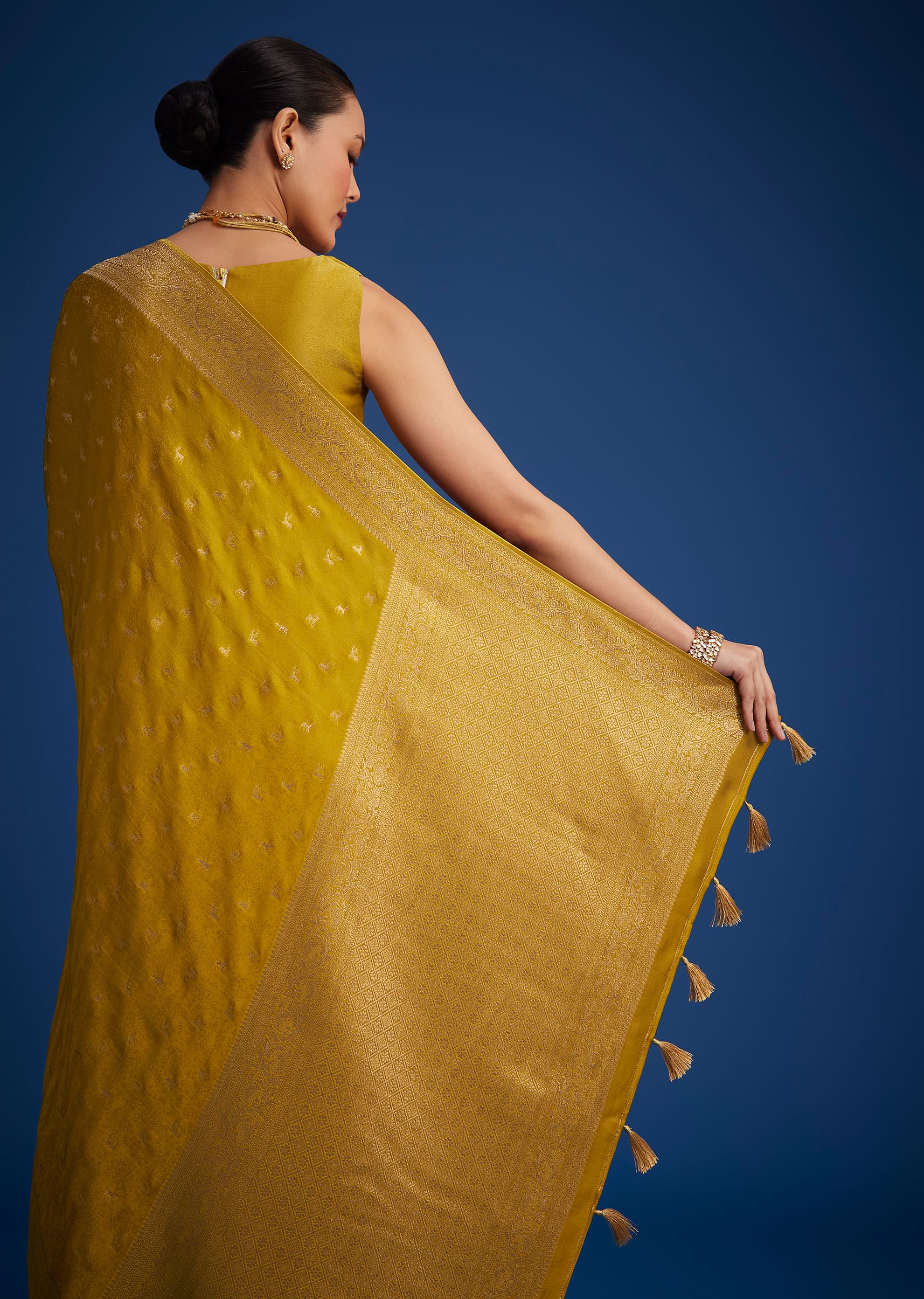 mustard_yellow_dola_silk_saree-sg276495_8_51e02cc4-9e94-41a9-b40e-b5fbf244c6b0.jpg