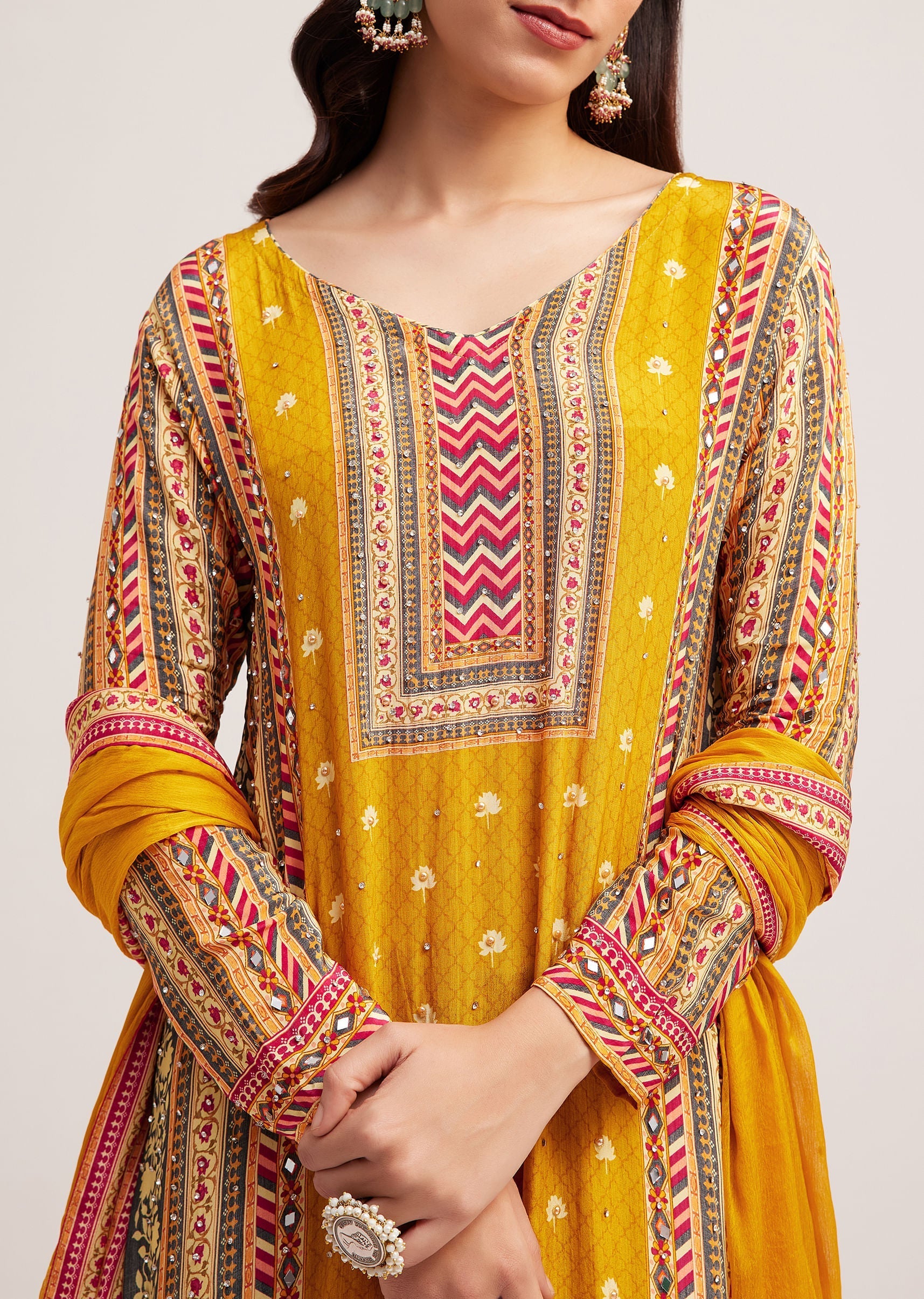 mustard_yellow_printed_palazzo_set-sg292136_4_4434ebd8-f4ba-4e6a-95fe-d27cf0140f3d.jpg