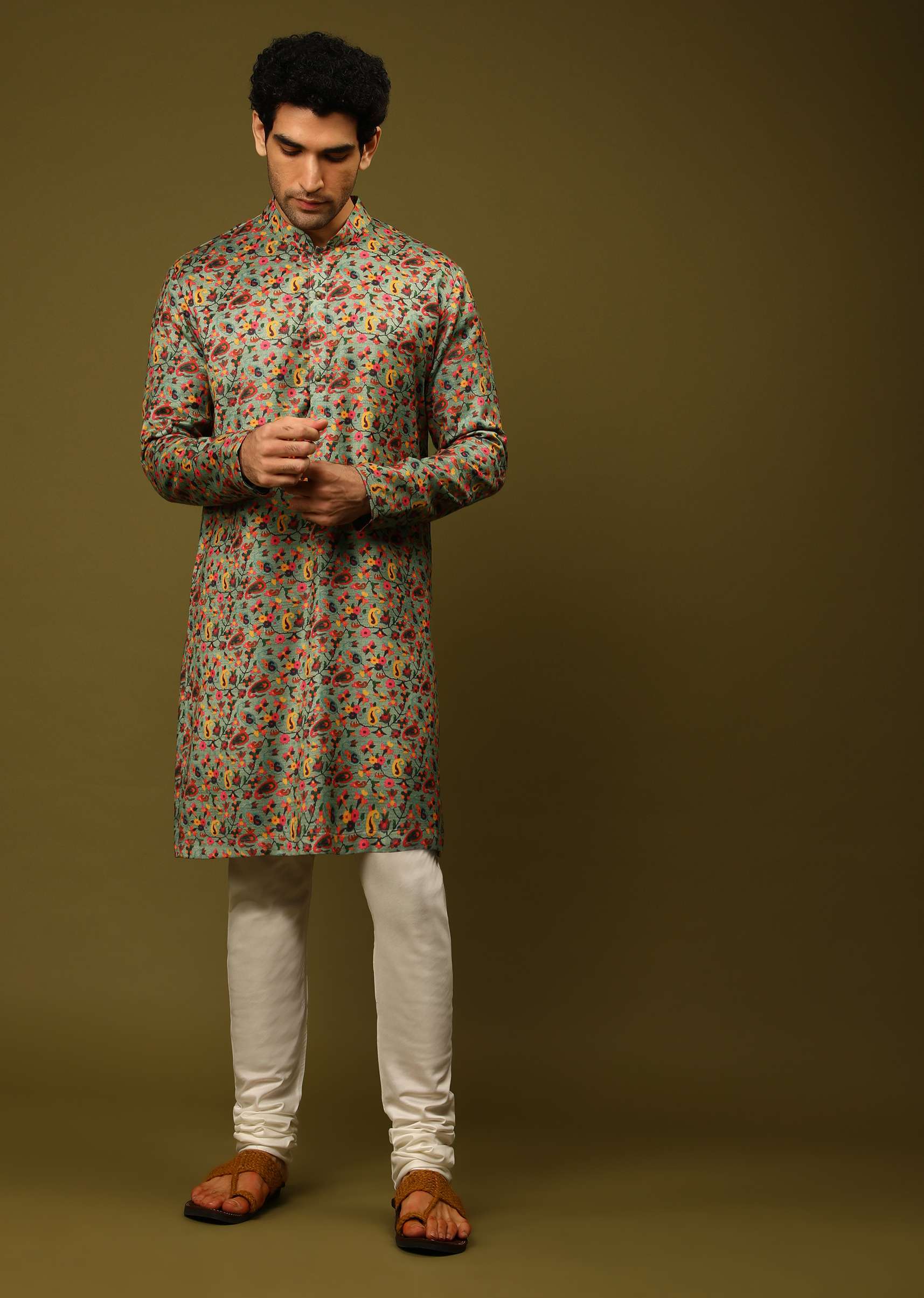 mutli-colored-kurta-set-in-silk-with-floral-print-all-over-online-kalki-fashion-m150krc022y-sg72838_5_61734b8d-fd17-4daf-9b2e-a3d4716662eb.jpg