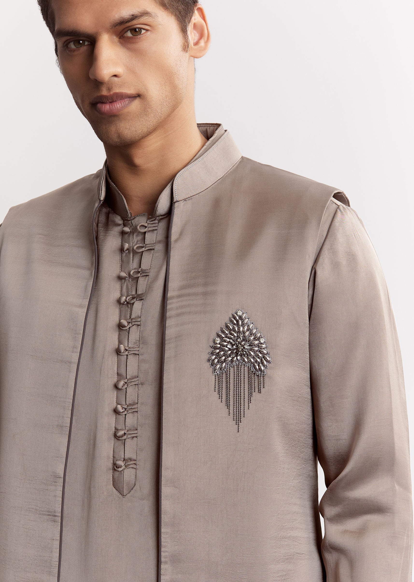 natural_linen_kurta_jacket_set_with-sg324064-1_6_ea80226c-1425-419b-abbd-6a8f690e8cc2.jpg