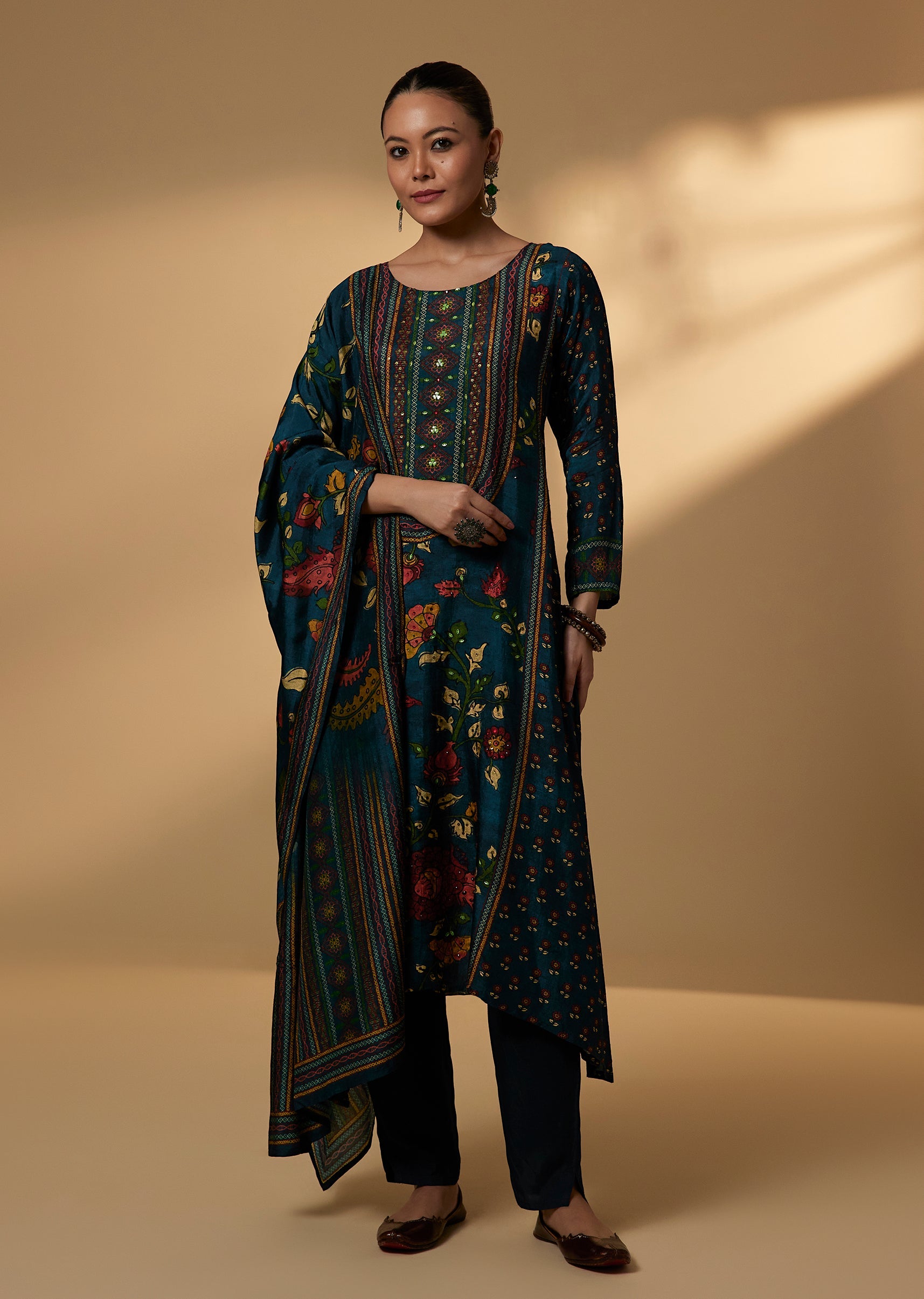 Buy Navy Blue Cotton Kurta Set With Kalamkari Print | KALKI Fashion Global