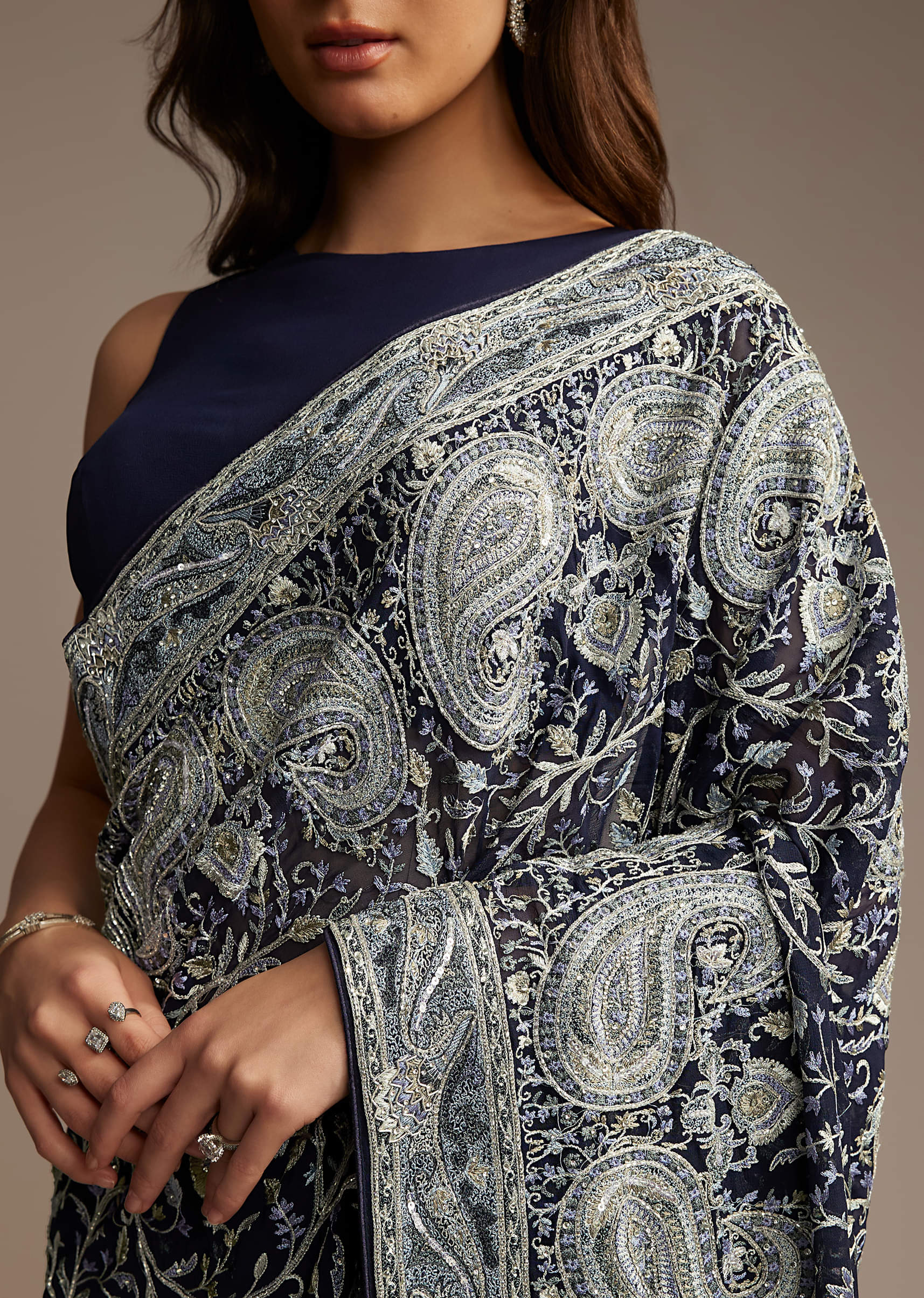 navy-blue-georgette-saree-with-heavy-floral-embroidery-sg168253-2.jpg