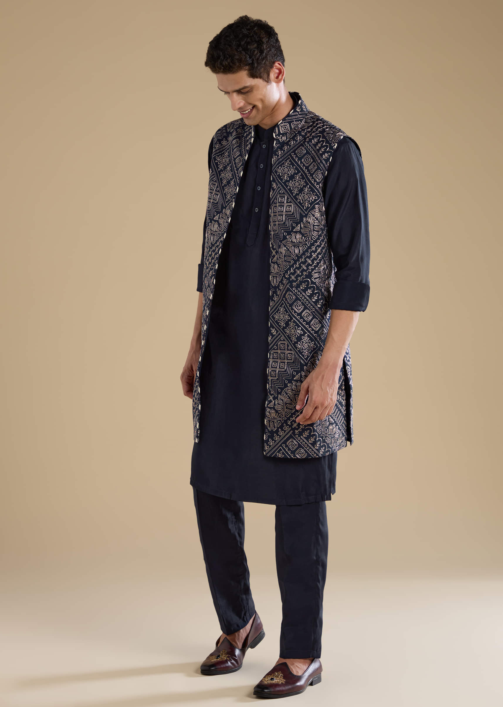 navy-blue-jacquard-silk-jacket-kurta-set-with-resham-sg332964-3.jpg