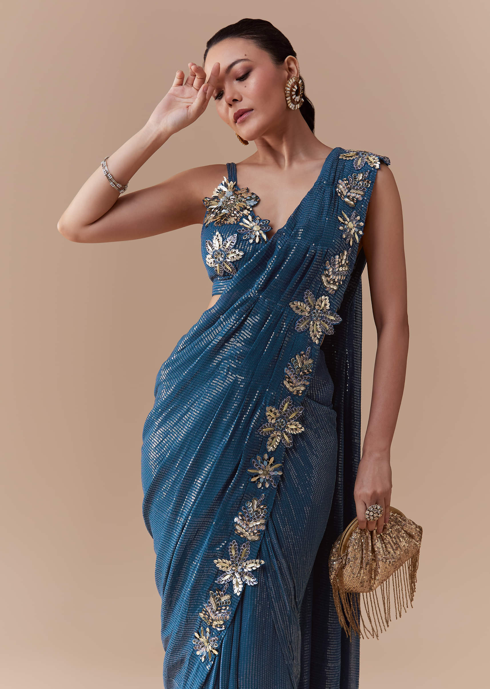 navy-blue-ready-pleated-georgette-saree-with-sequins-blouse-sg325478-4.jpg